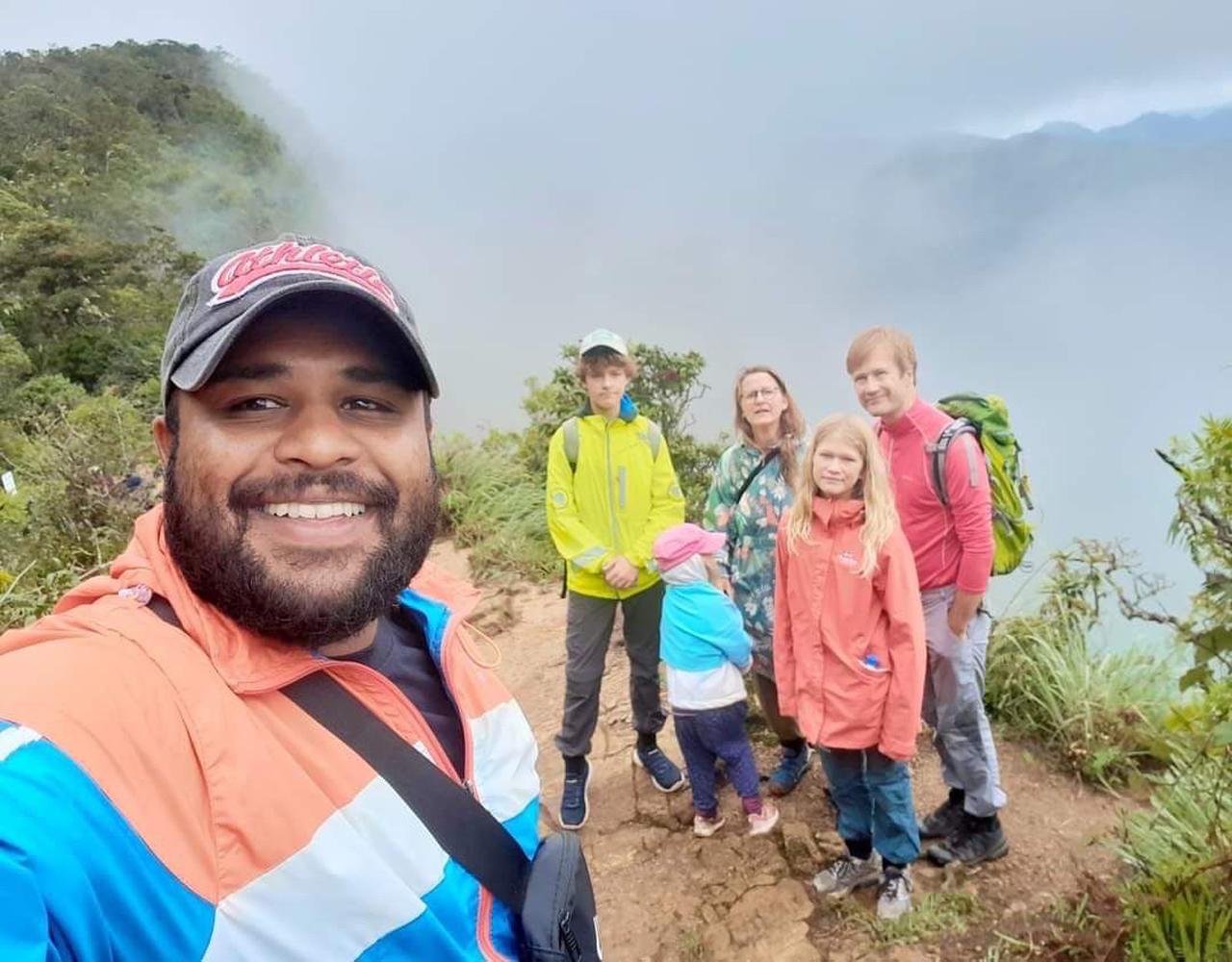 7-Day Sri Lanka Highlights: Culture, Wildlife & Coast