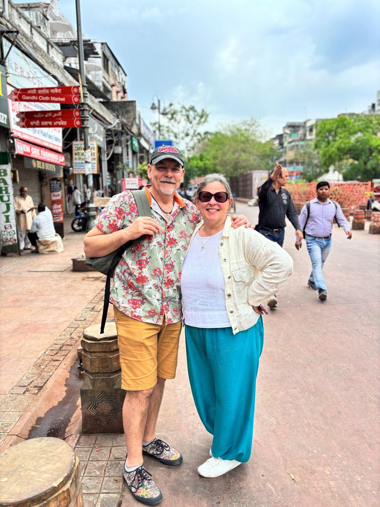 Delhi Personal Shopping Tour with Local Female Expert