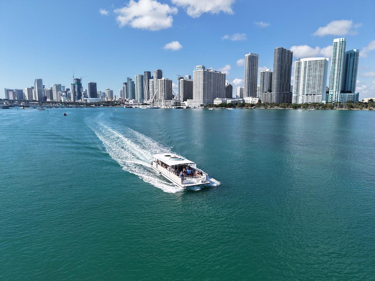 Raccoon Island Miami tour — Biscayne Bay wildlife boat cruise — image 20