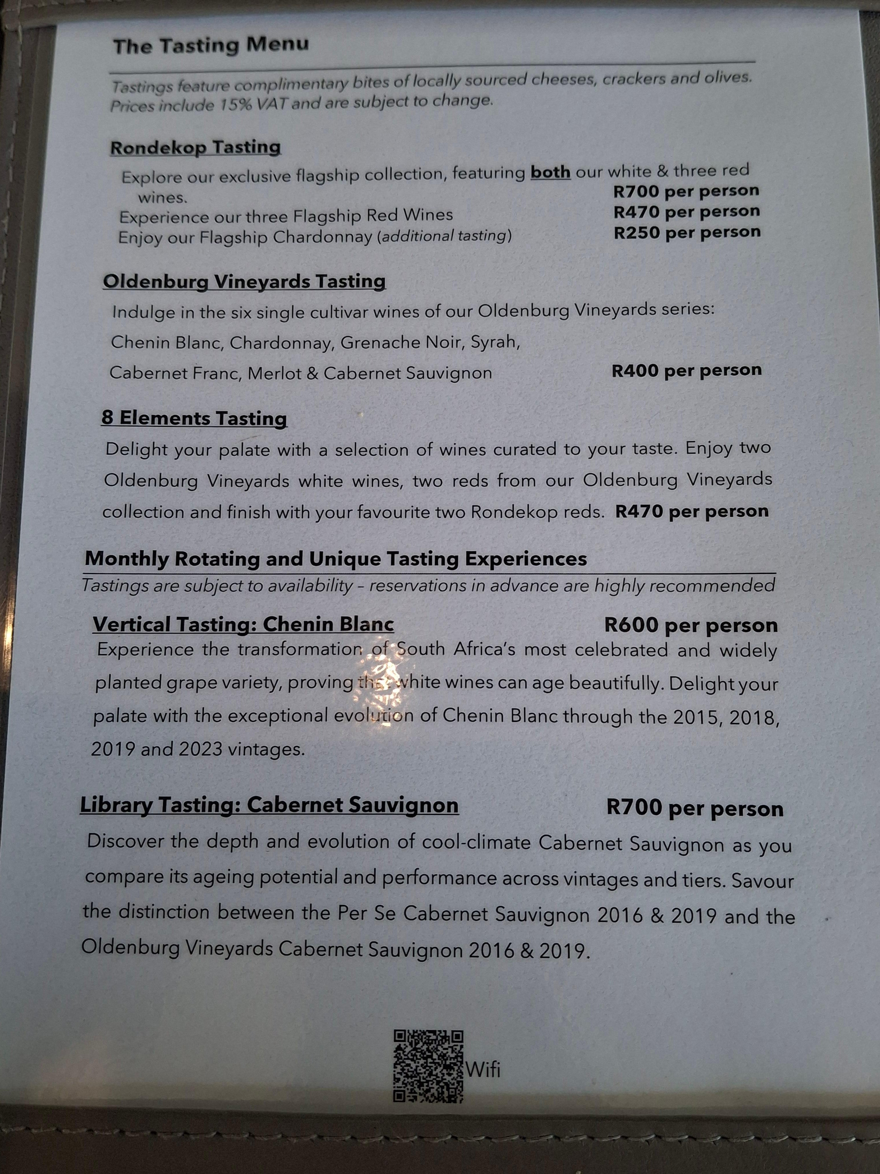 Private Cape Winelands Day Tour with Lunch