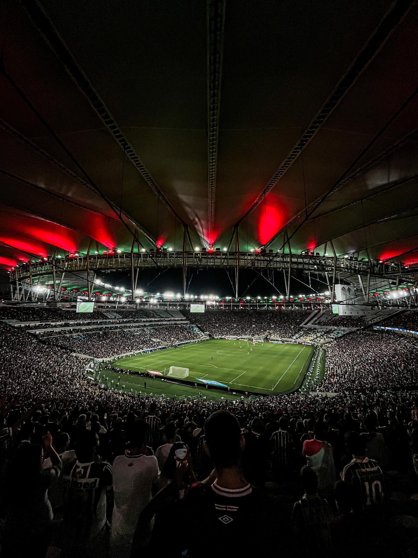 Rio de Janeiro Maracanã Football Match Experience with Local Hosts