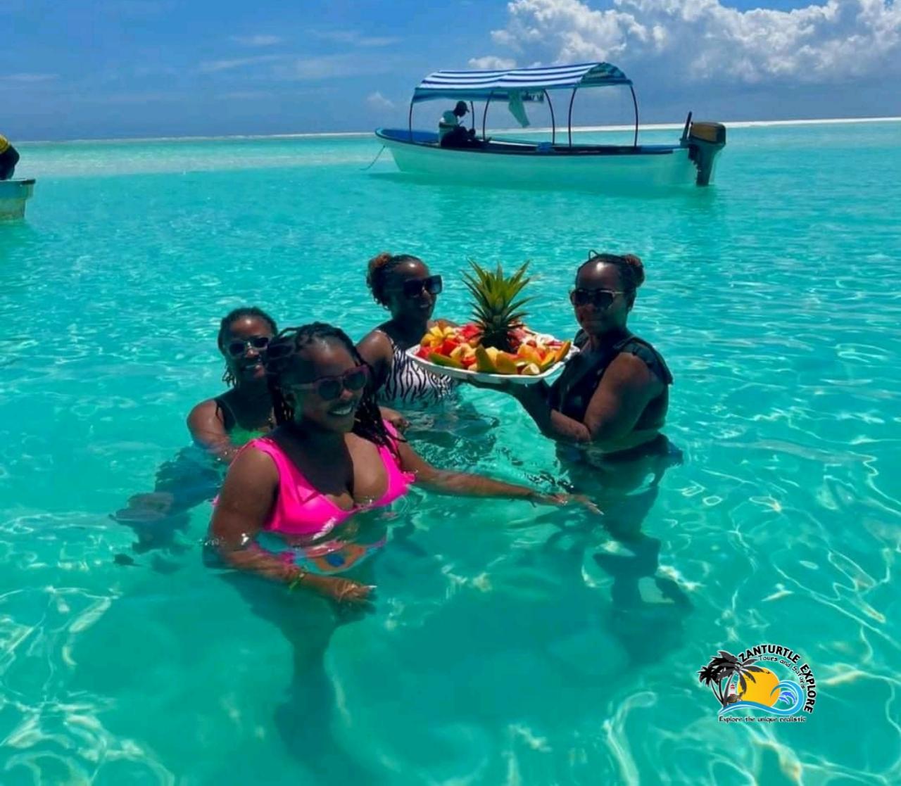 Private Zanzibar Blue Lagoon & Starfish Beach Excursion