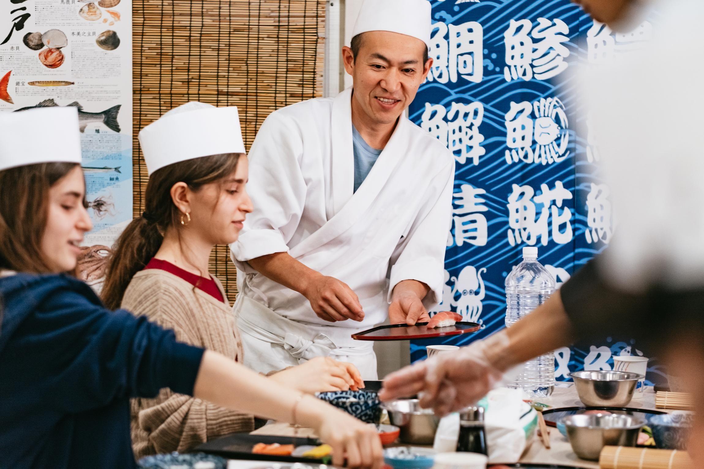Sushi making class Tokyo — Tsukiji market ingredients, nigiri, sushi master — image 7