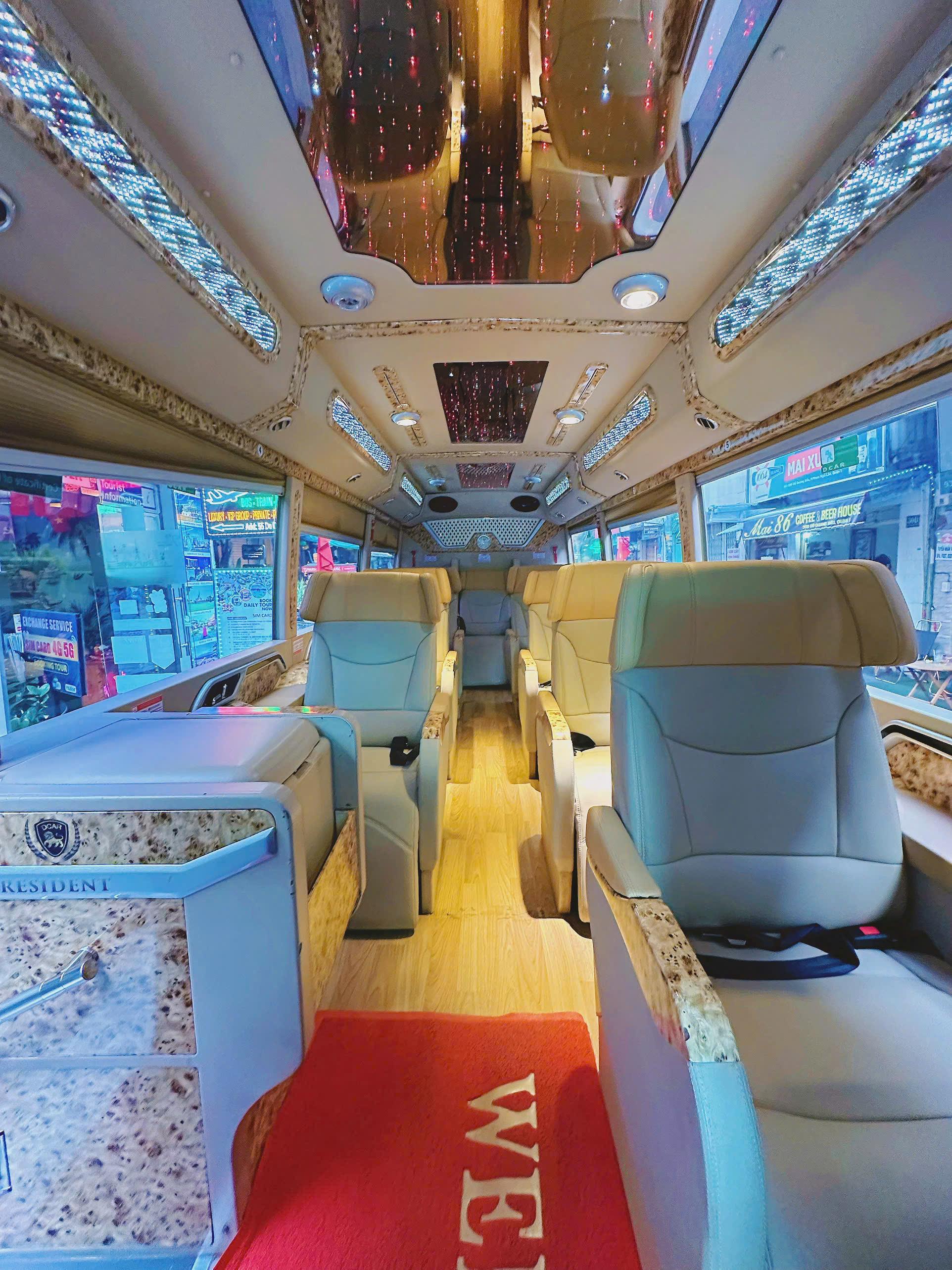 Mekong Delta VIP Day Tour from Ho Chi Minh City by Luxury Limousine