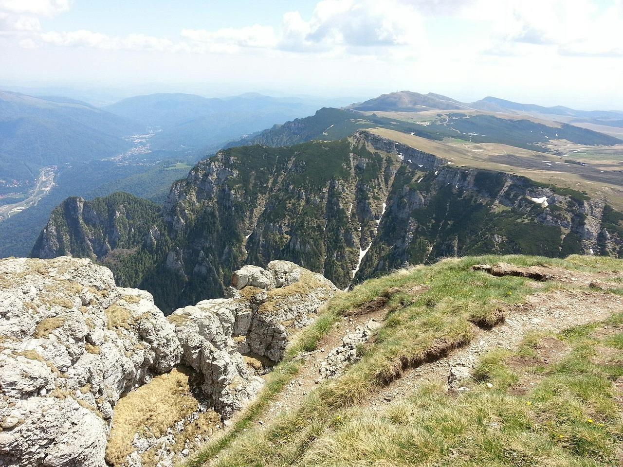 Private Transylvania Day Tour: Peleș, Bran & Brașov from Bucharest