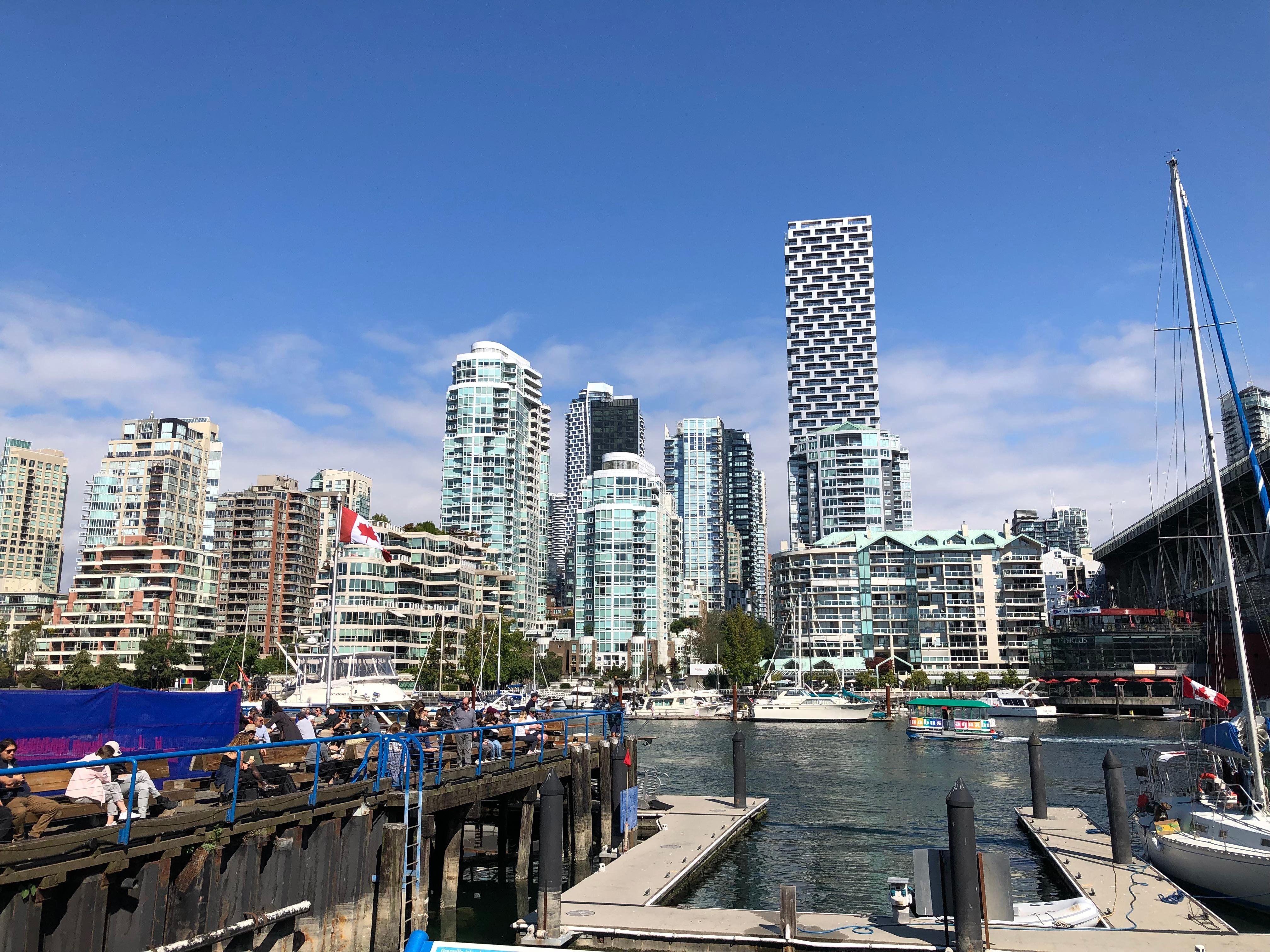 Complete Vancouver Private Small-Group City Tour
