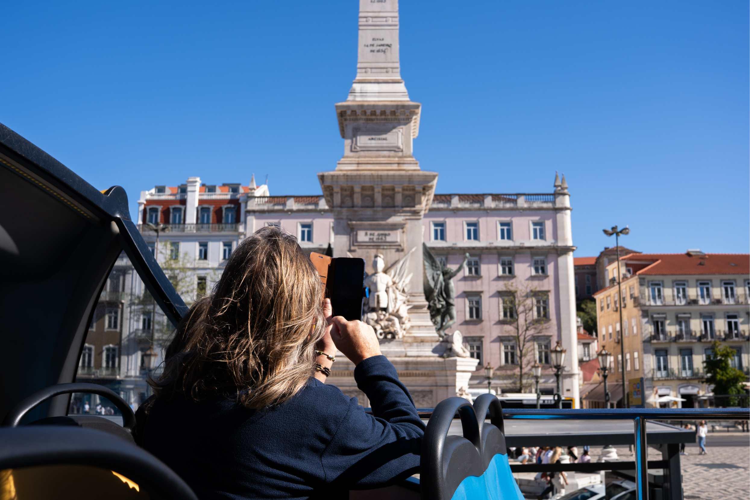 Lisbon Boat & Hop-on Hop-off Bus Pass (48 Hours)