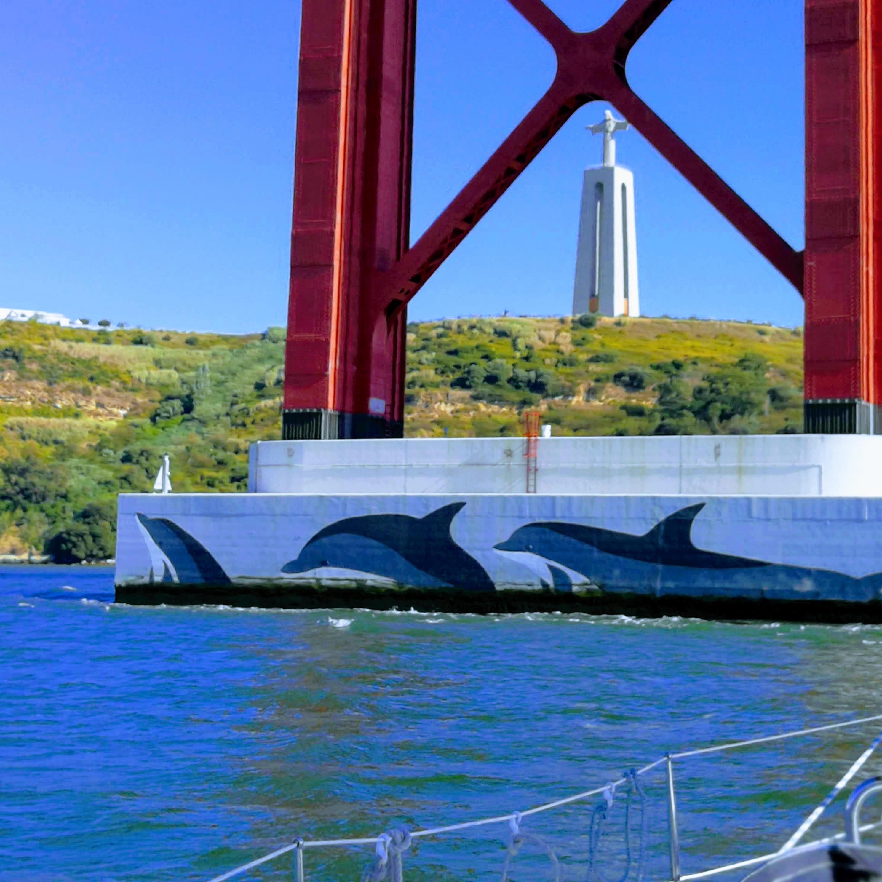 Lisbon Tagus River Sailing Cruise with Wine (Day or Sunset)