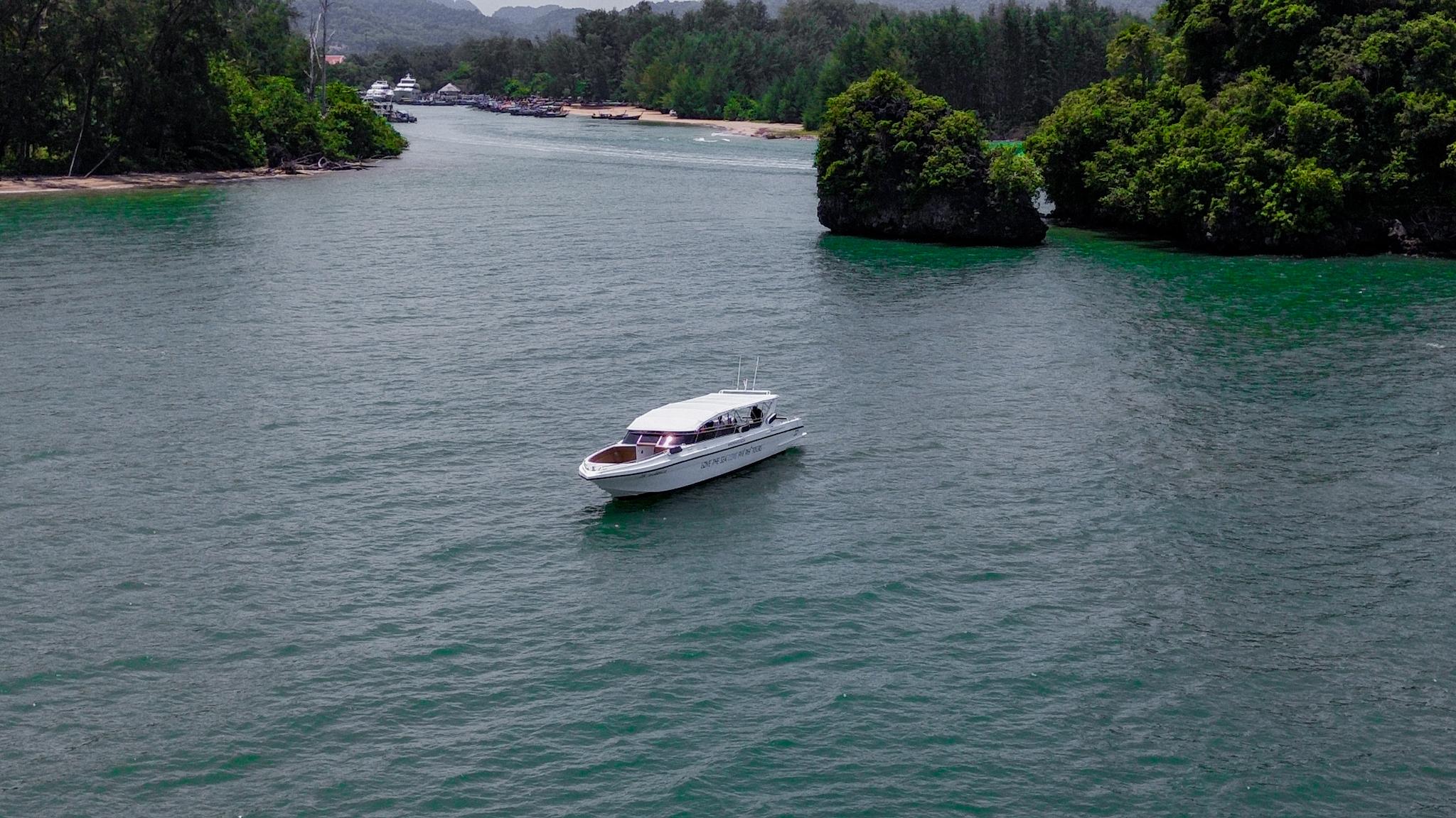 Krabi 4-Island Speedboat Day Trip with Lunch