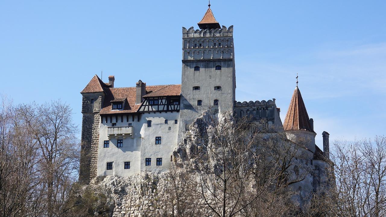 Private Transylvania Day Tour: Peleș, Bran & Brașov from Bucharest