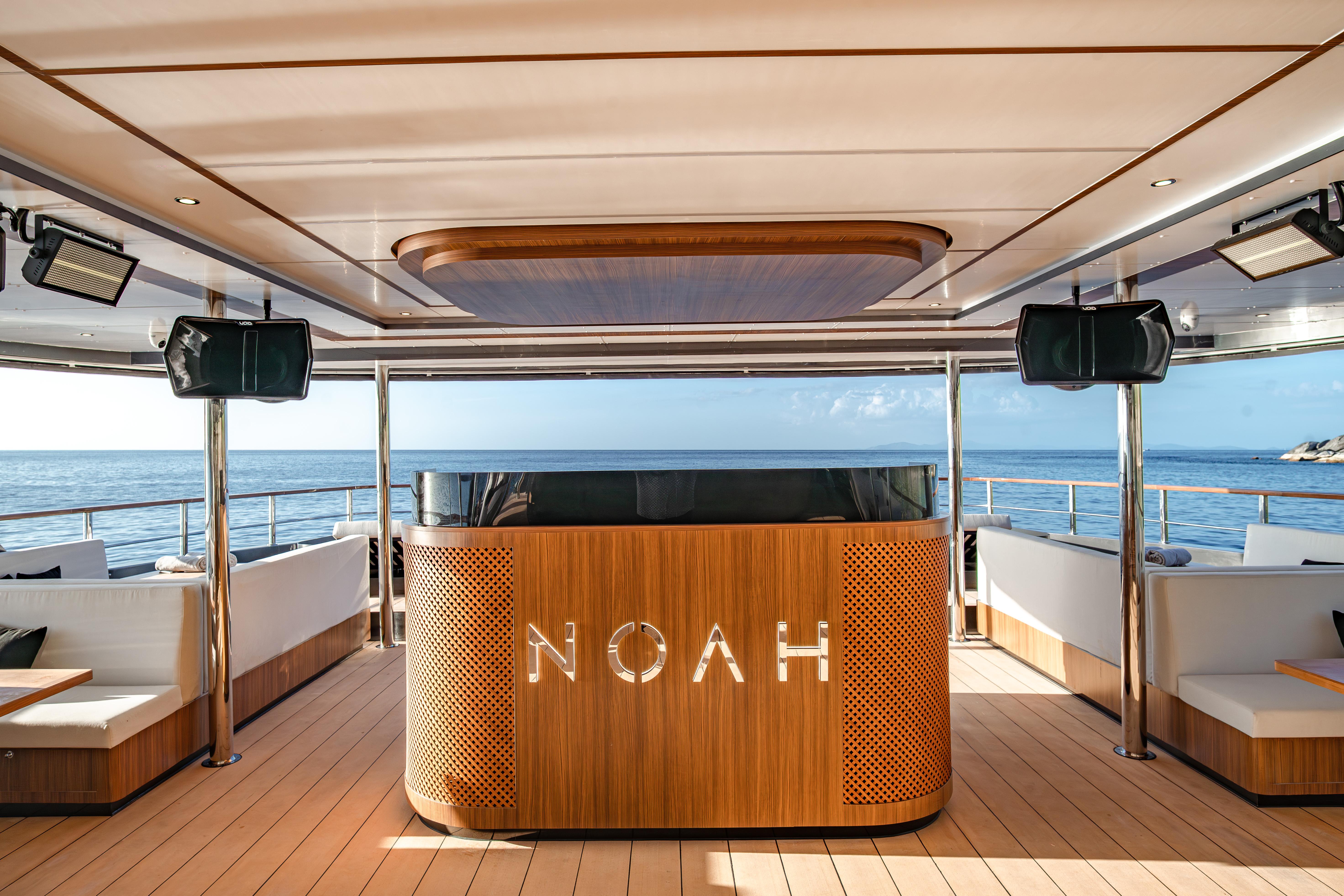 Phuket to Phi Phi & Maiton Island: Luxury Catamaran Day Cruise