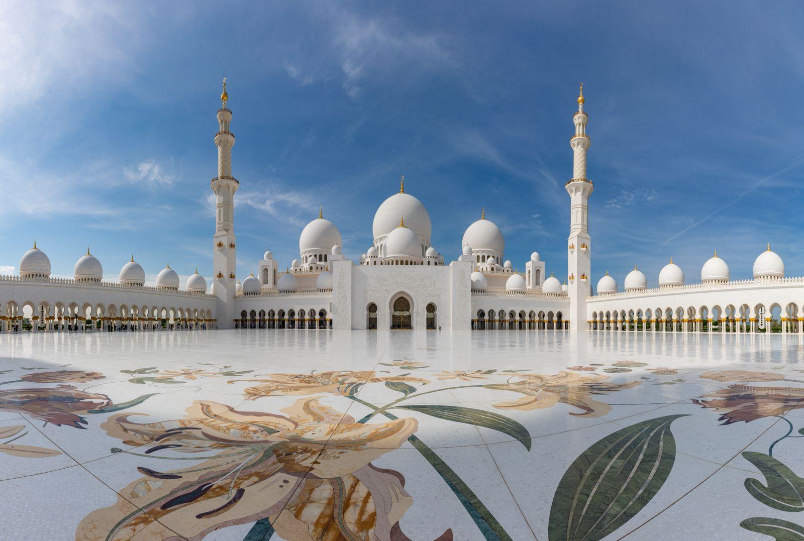 Dubai to Abu Dhabi: Sheikh Zayed Grand Mosque Guided Day Tour