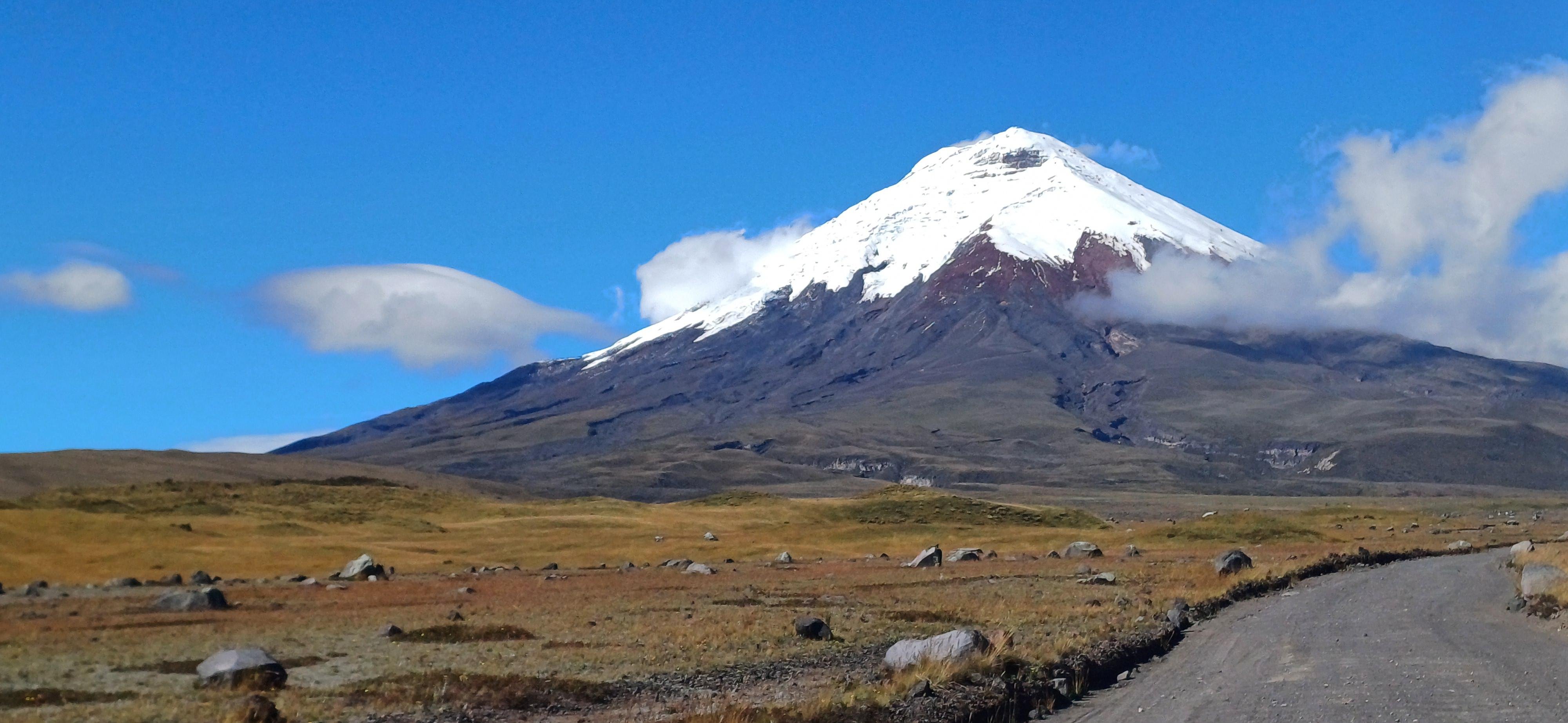 Cotopaxi Volcano & Limpiopungo Lagoon Adventure