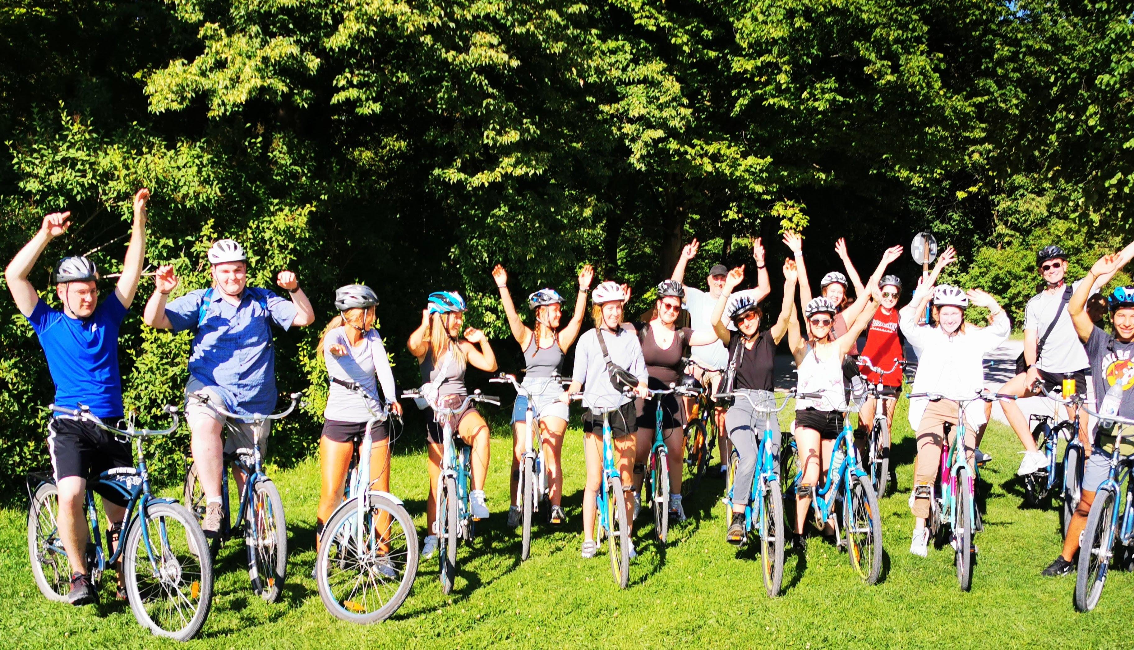 Munich Classic Bike Tour with 4 PM Beer Garden Stop