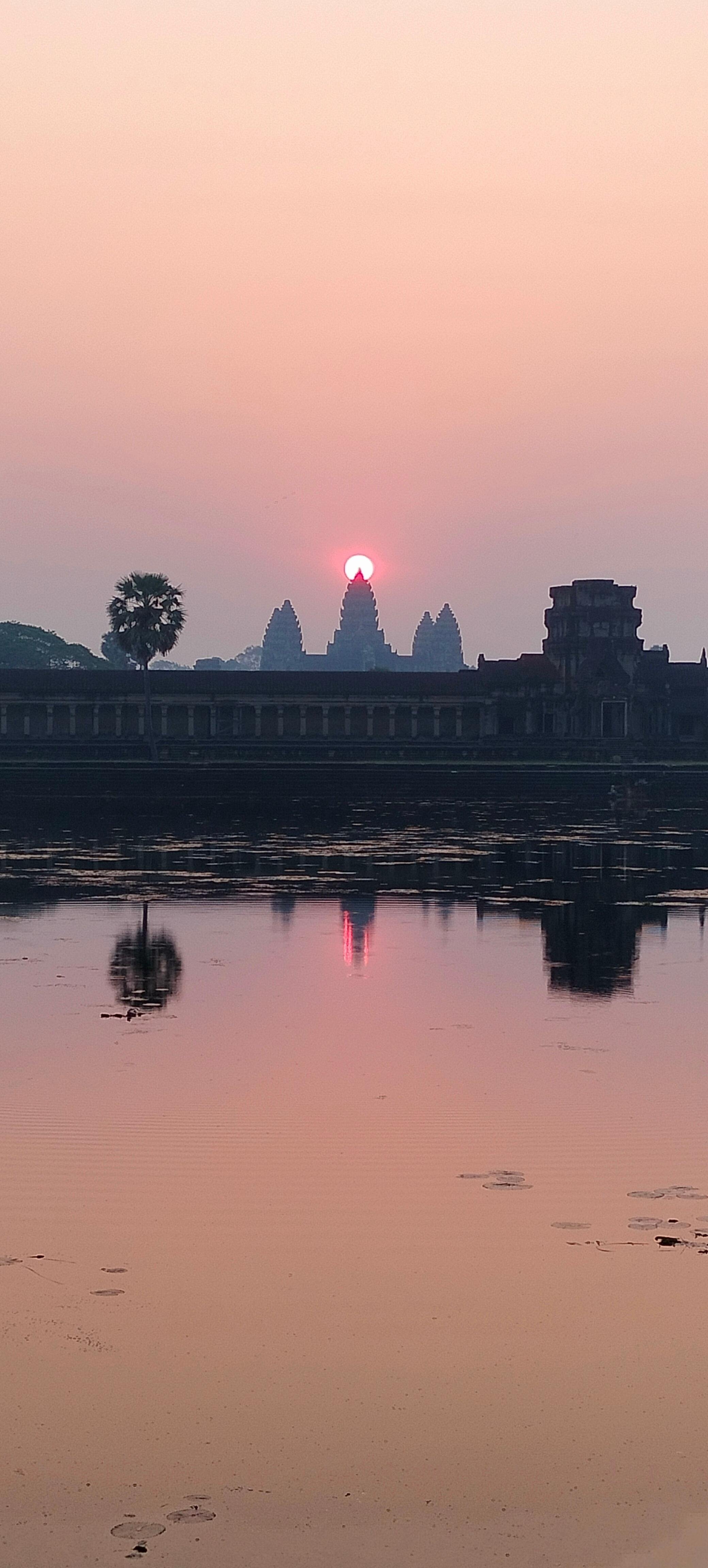 Private Angkor Wat Sunrise & Temples Discovery