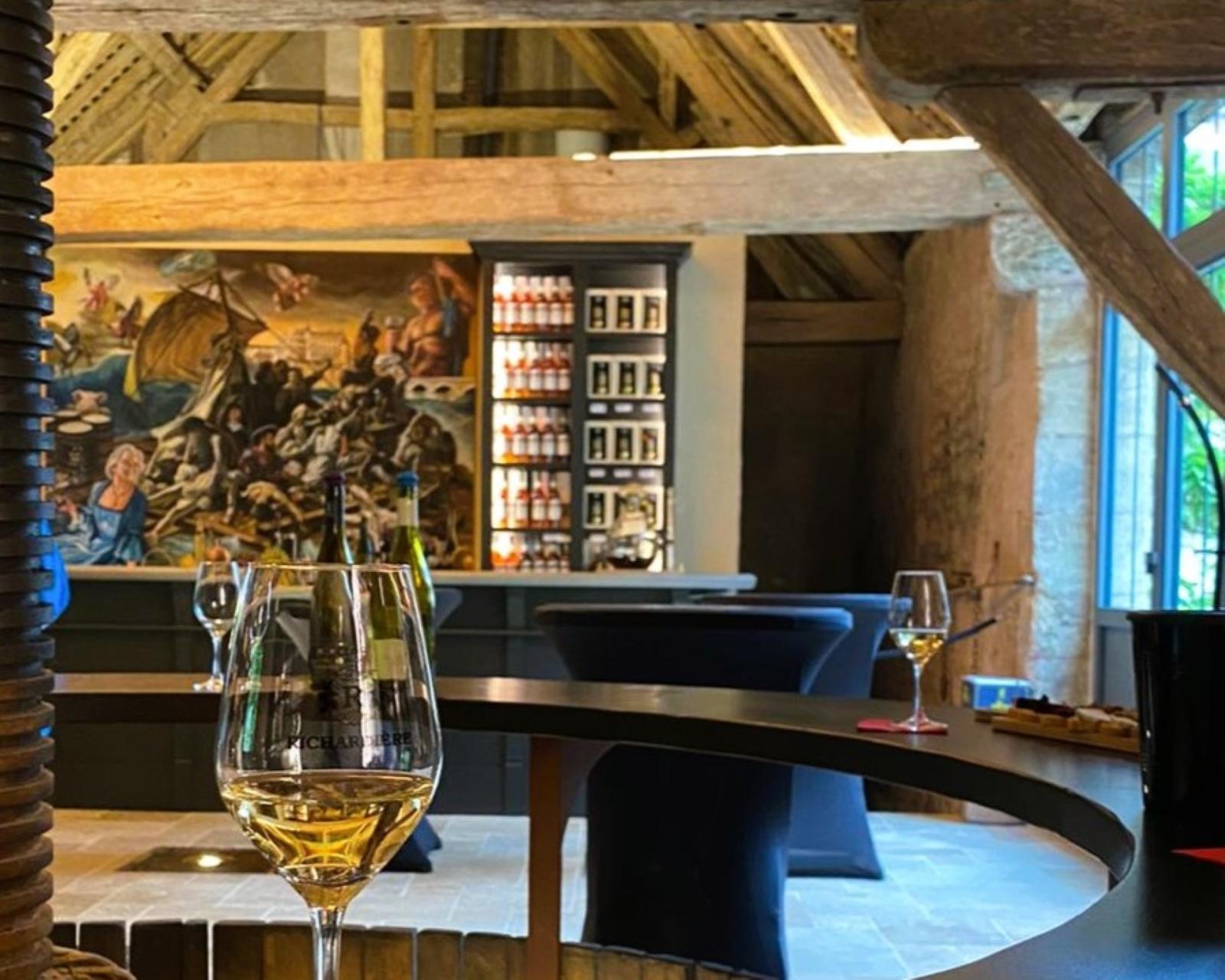 wine tour in the Loire Valley — photo 6