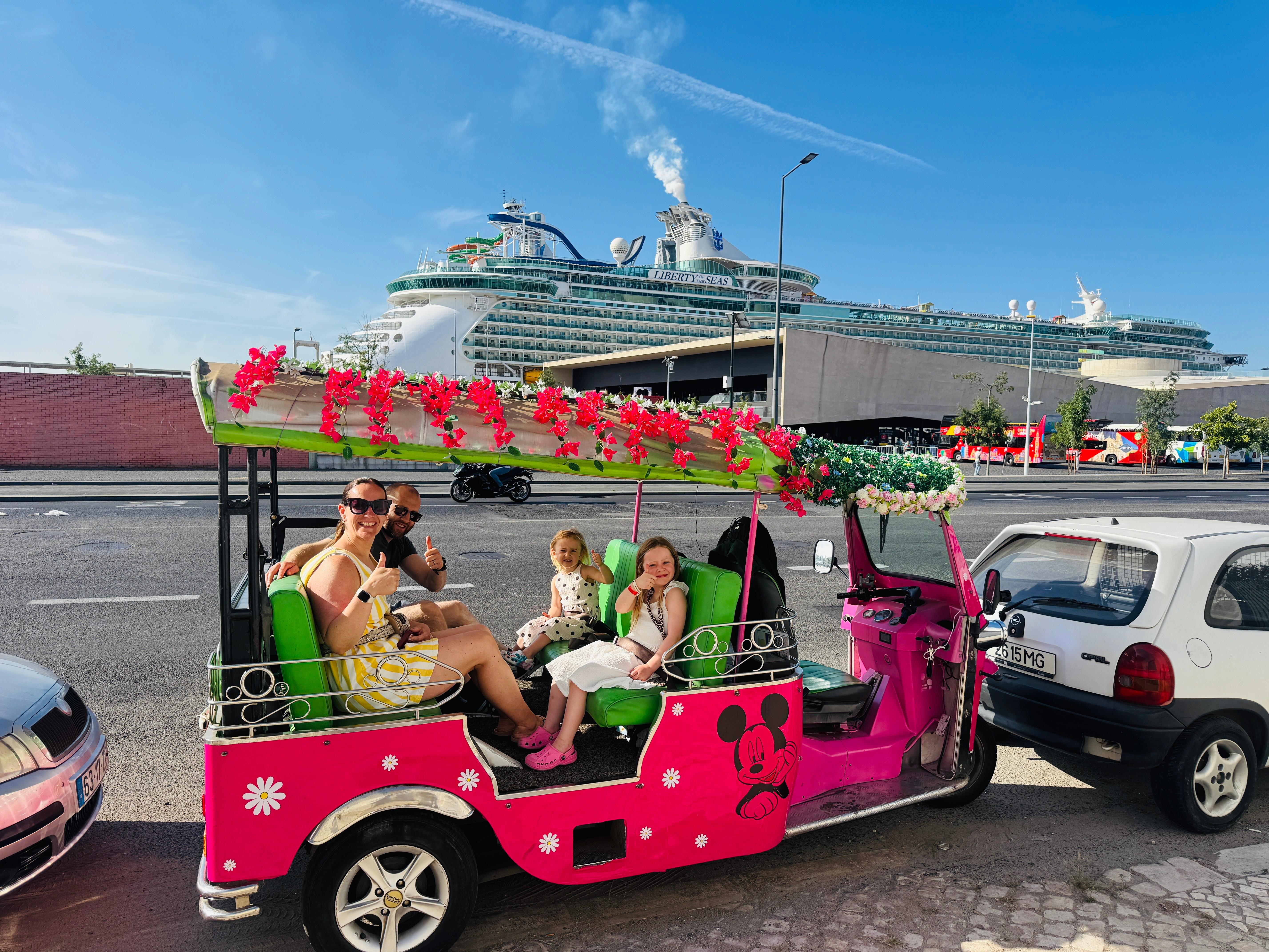 Lisbon Private Tuk-Tuk Tour with Cruise & Hotel Pickup