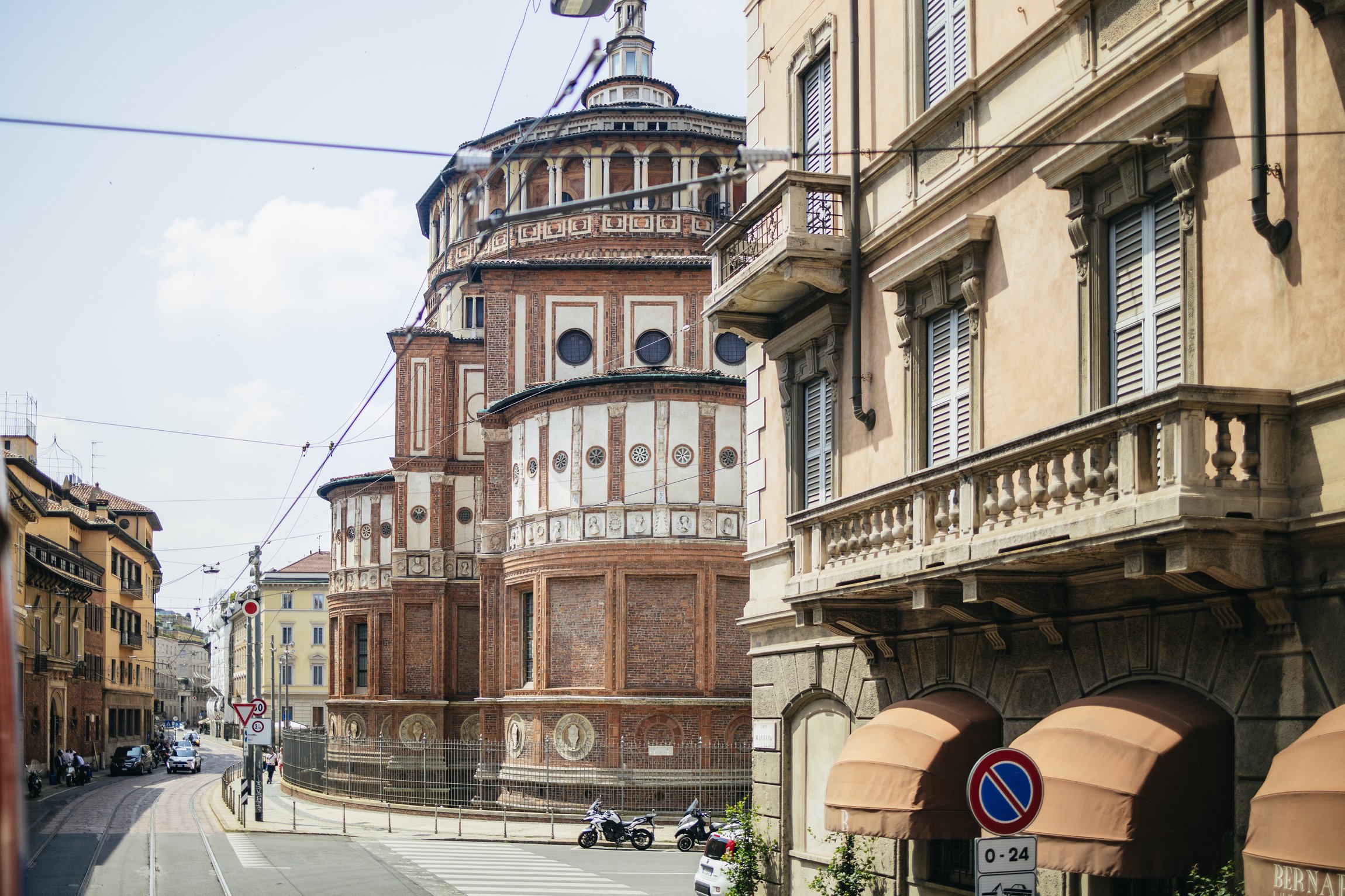 Milan Hop-On Hop-Off Open-Top Bus Tour