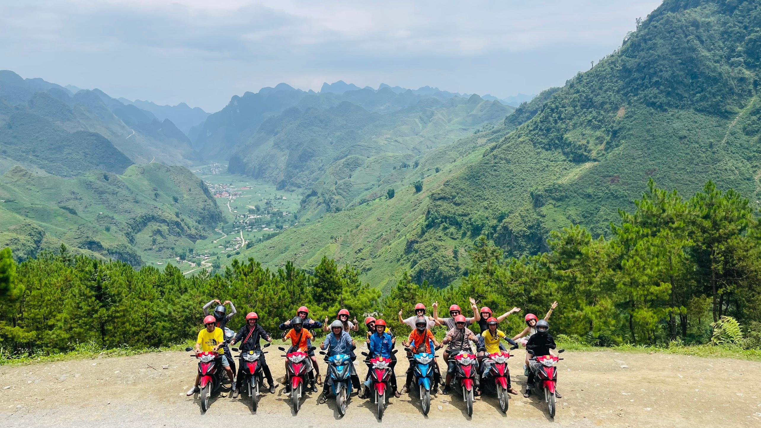 3-Day Ha Giang Motorbike Adventure with Expert Rider
