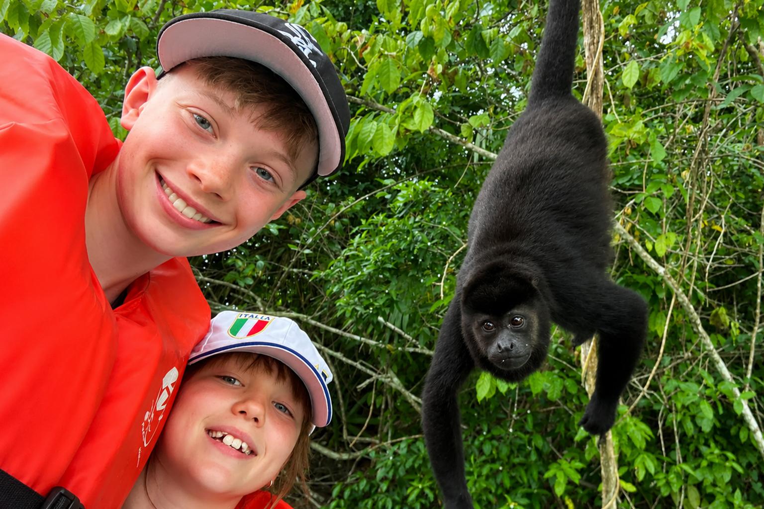 Panama Canal wildlife tour in Soberania National Park and on Gatun Lake — image 1