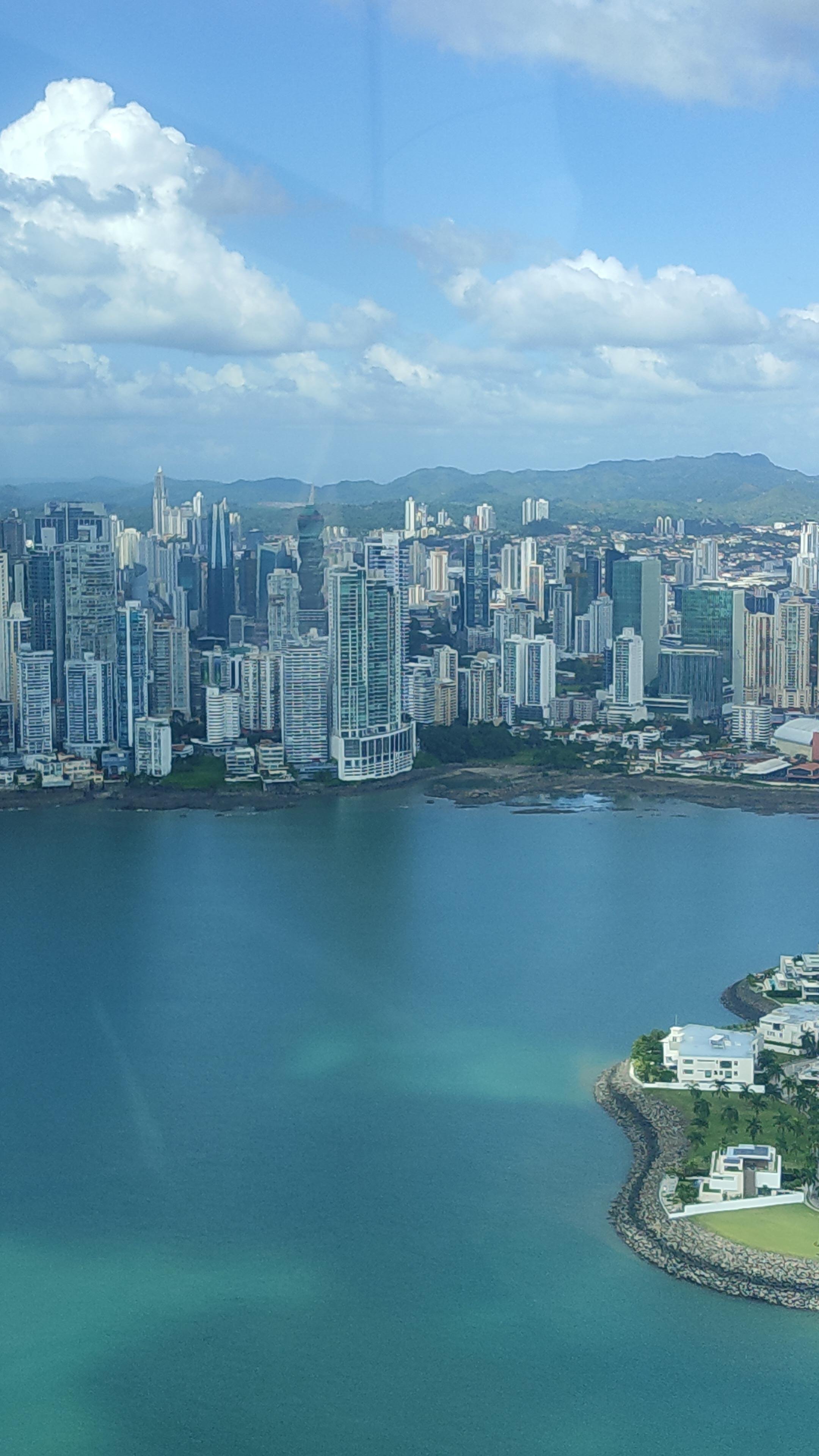 Panama City: Luxury Helicopter Tours & Special Occasion Packages