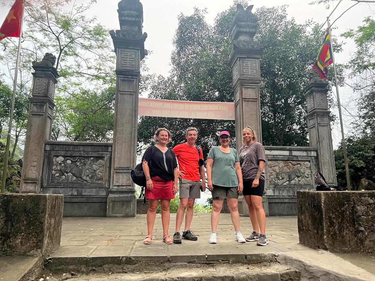 Hanoi to Ninh Binh: Hoa Lu, Trang An & Mua Cave Day Tour