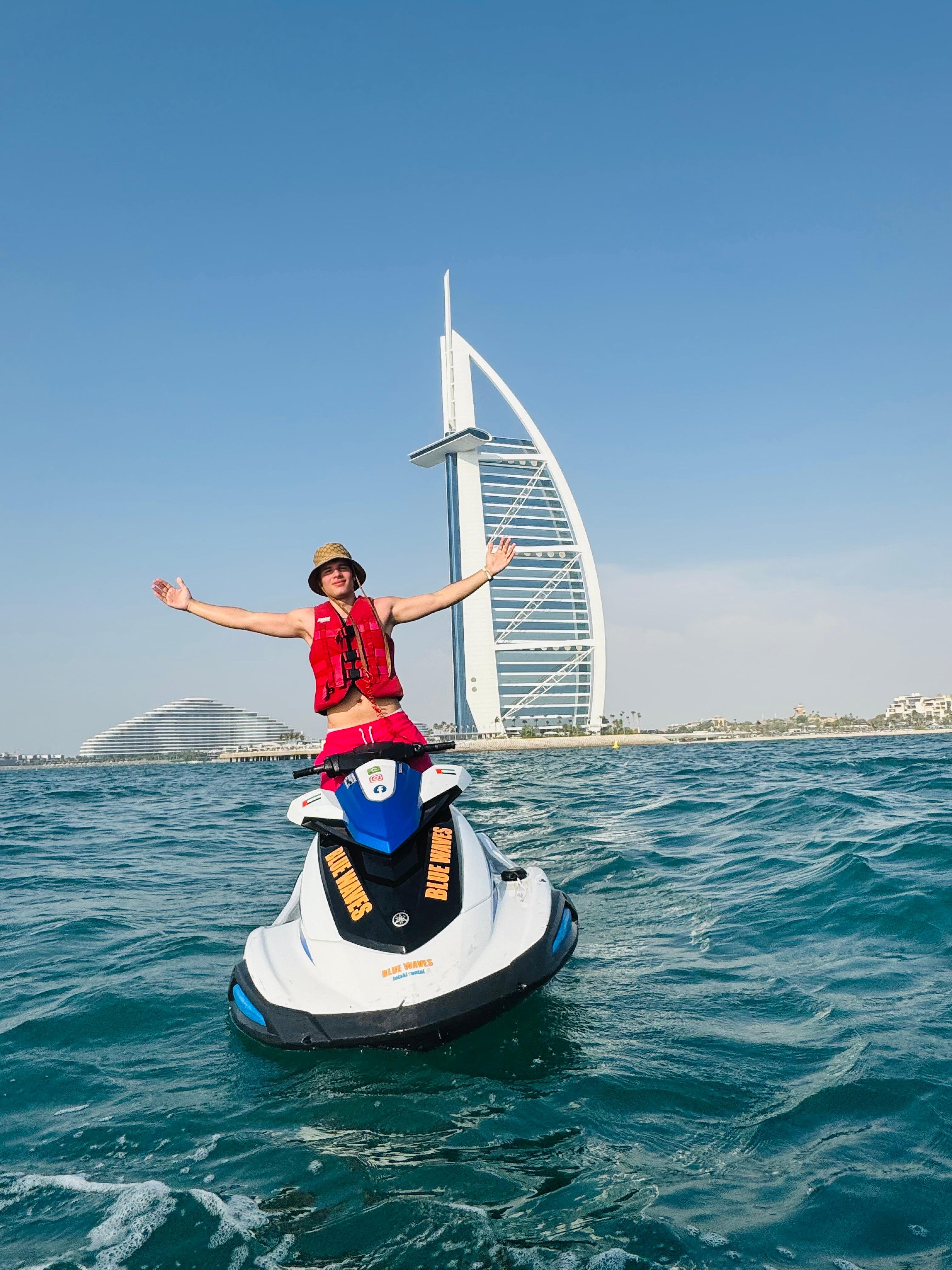 Dubai Jet Ski Adventure: Burj Al Arab & Atlantis Coastal Ride