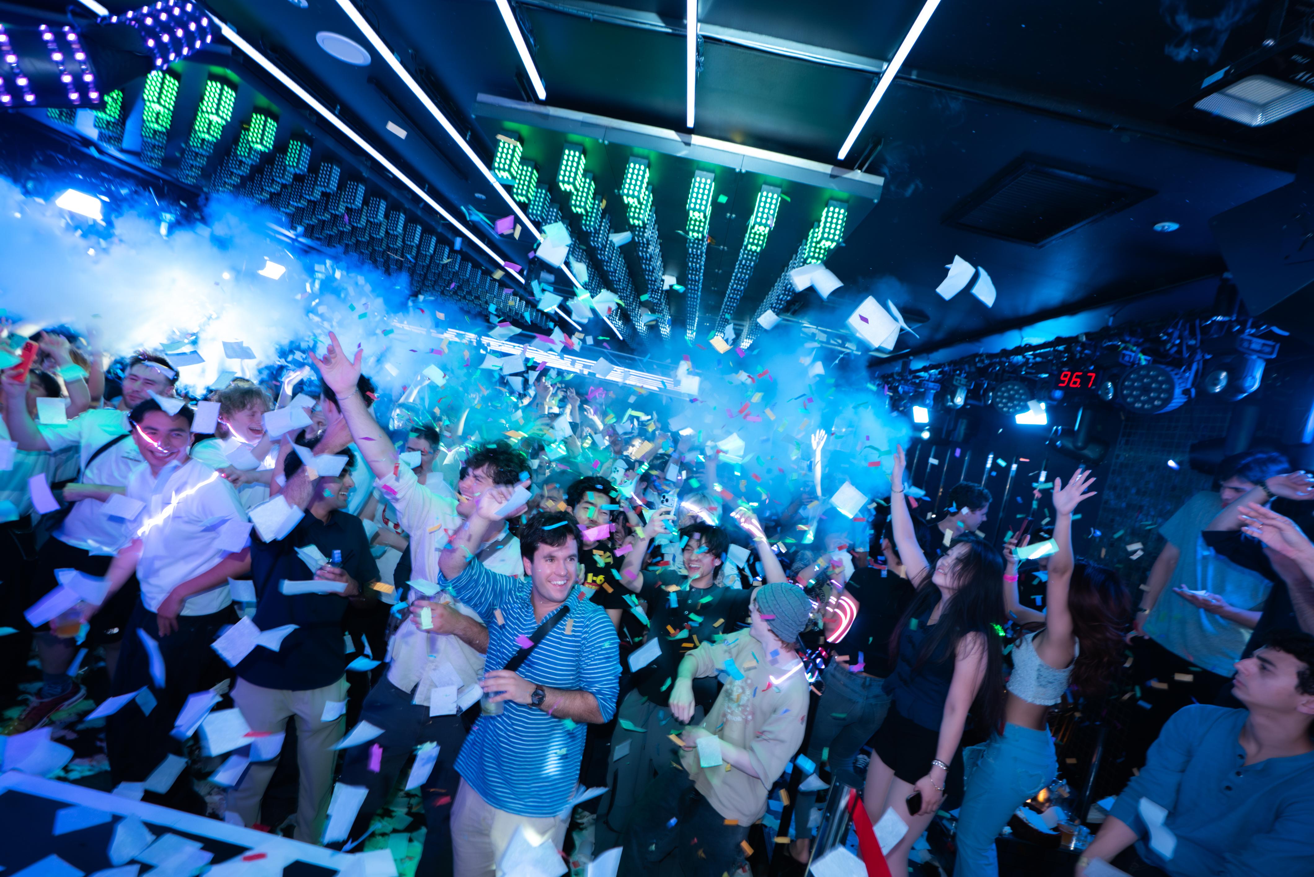 GIRAFFE Nightclub Dotonbori Entry with Drinks & VIP Options