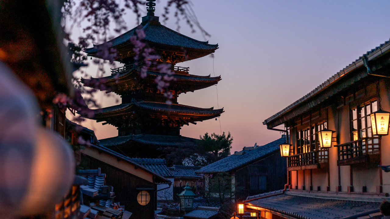 Kyoto Early Bird: Fushimi Inari, Nijo Castle & Kinkaku-ji