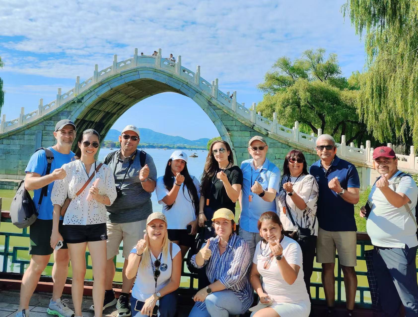 Mutianyu Great Wall & Summer Palace Day Tour by Bus