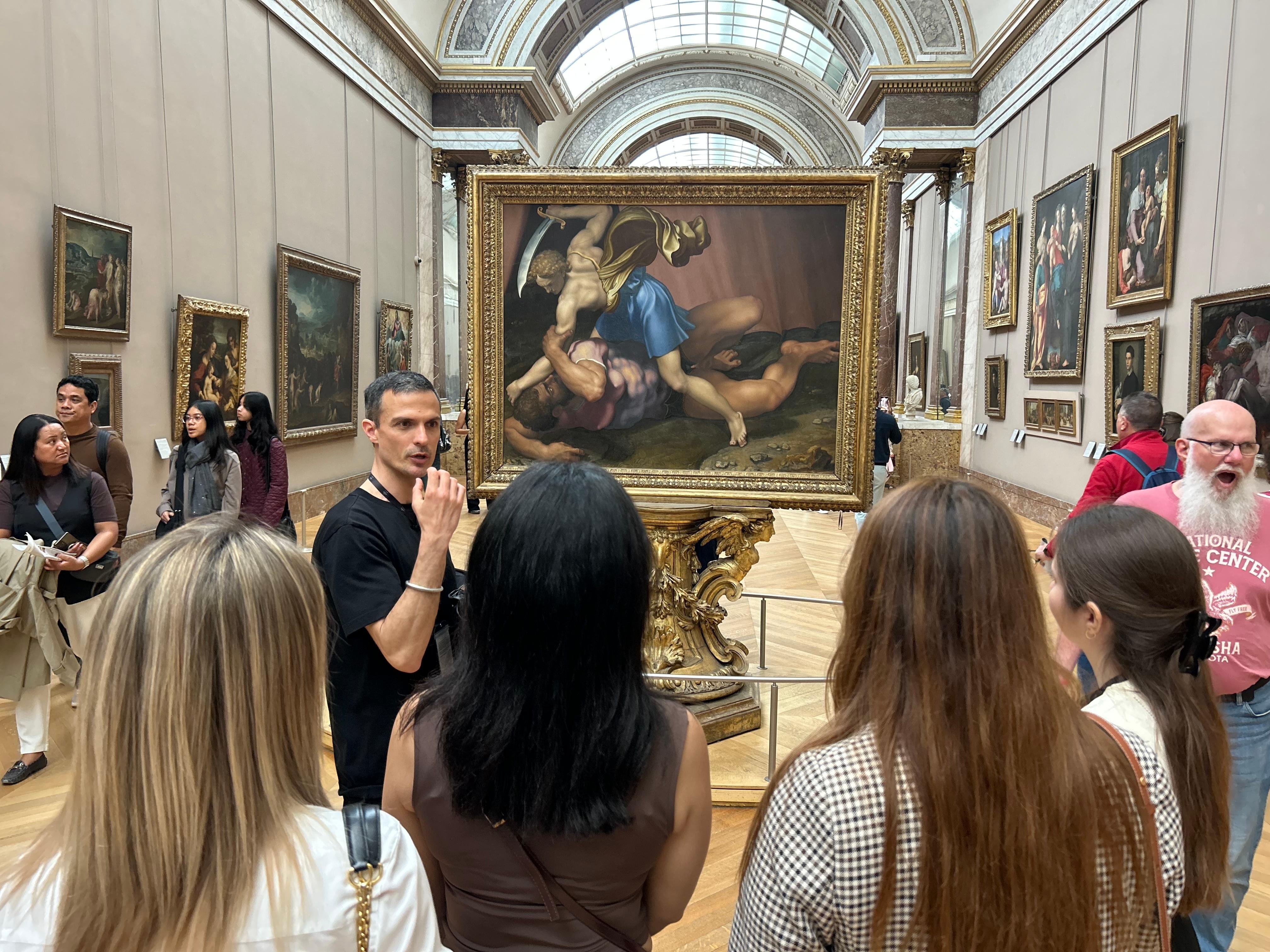 Museo del Louvre: Tour semi-privato con accesso prioritario