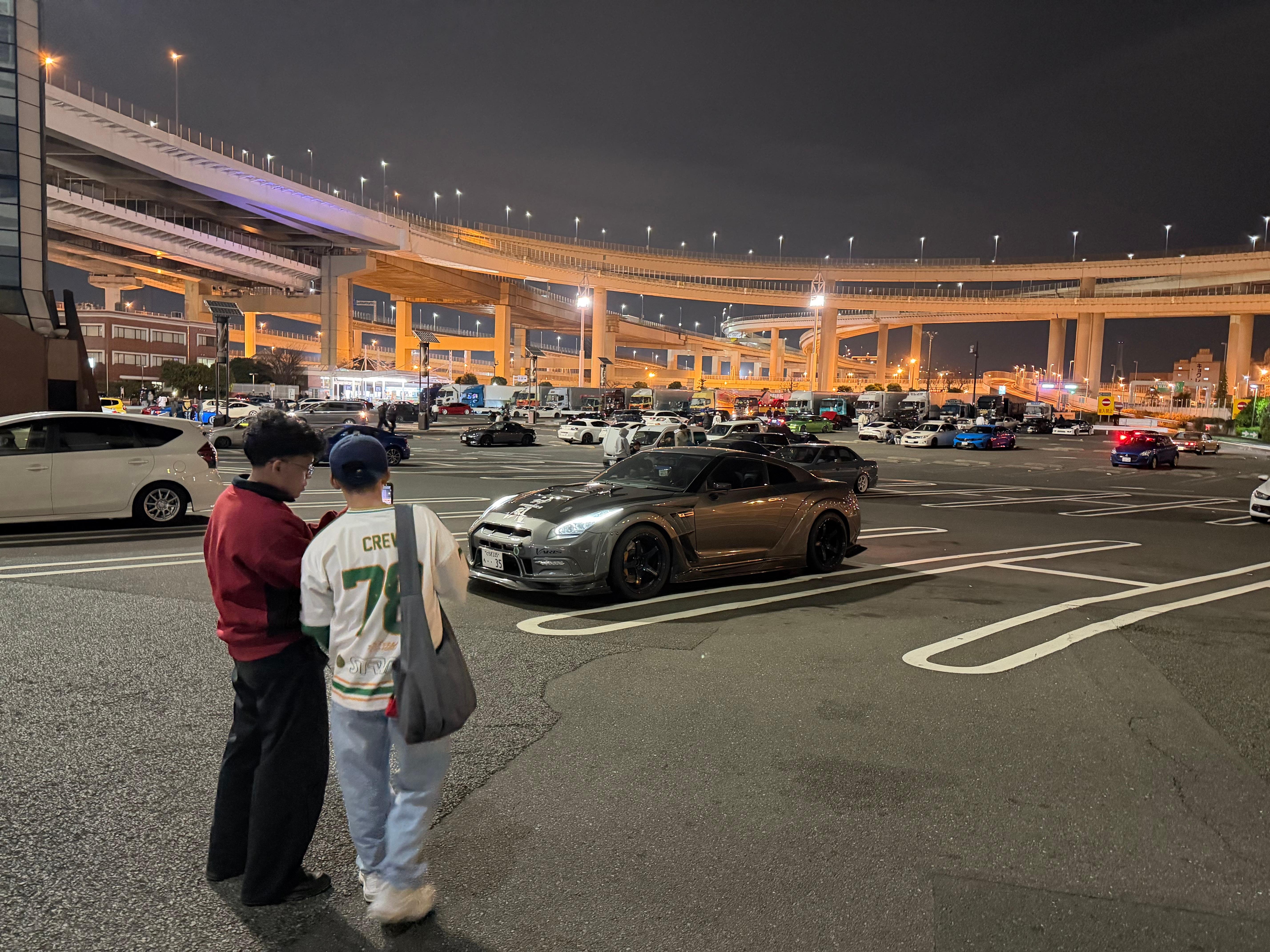 Tokyo: Private JDM Car Tour & Daikoku PA Scenic Drive Tour