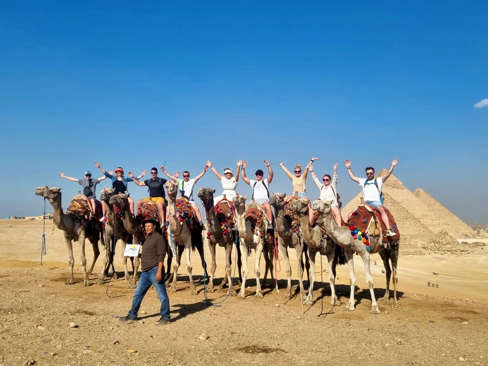 Sharm El Sheikh to Cairo: Pyramids, Sphinx & Egyptian Museum Day Tour
