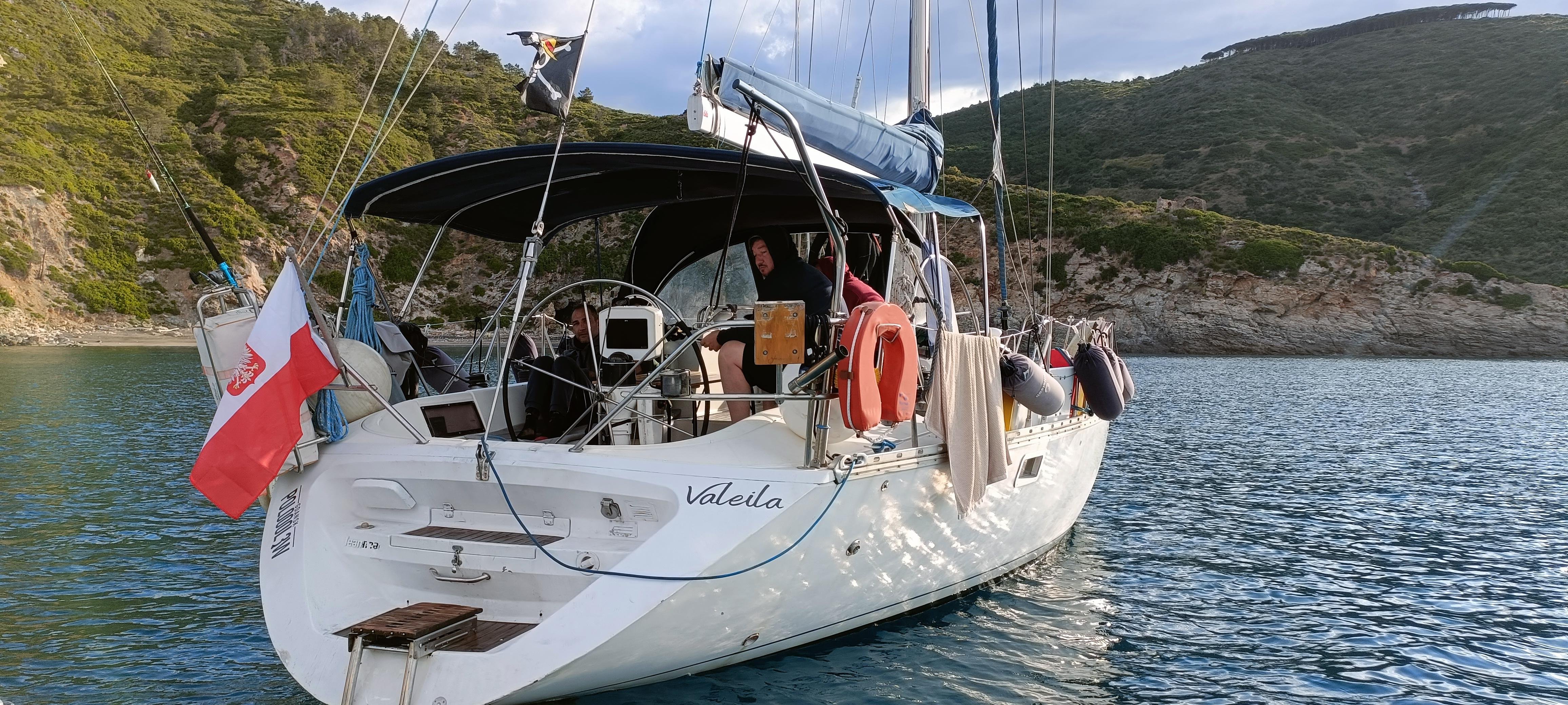 Elba Island RIB & Sailboat Adventure with Snorkeling