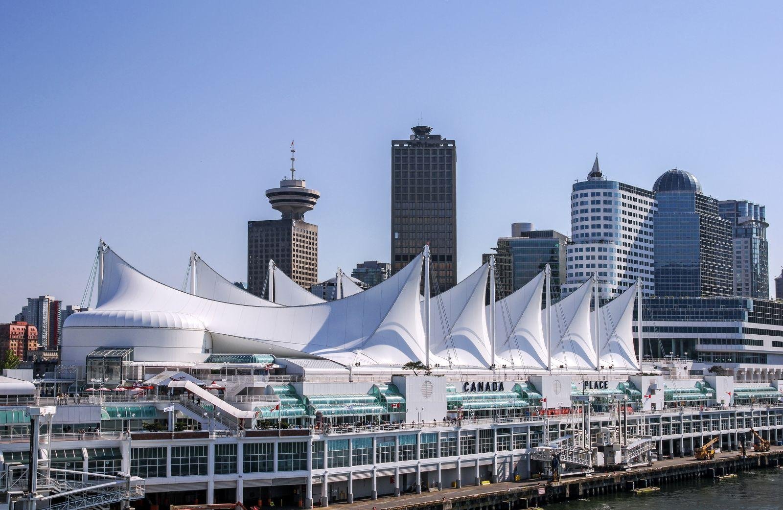 Vancouver Private Sightseeing Tour: Custom City & Nature Highlights