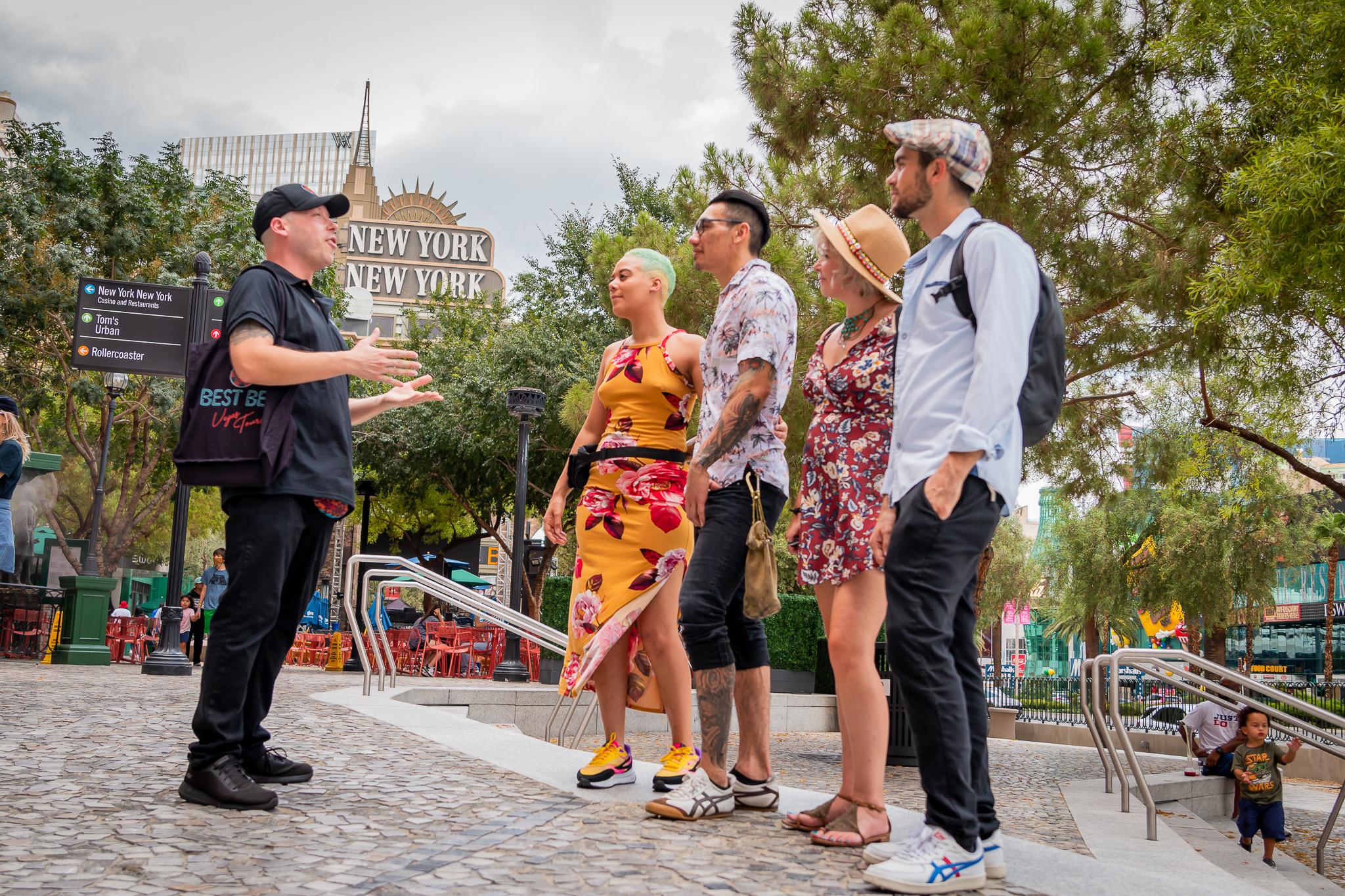 Las Vegas: Foodie Walking Tour on The Strip with Tastings