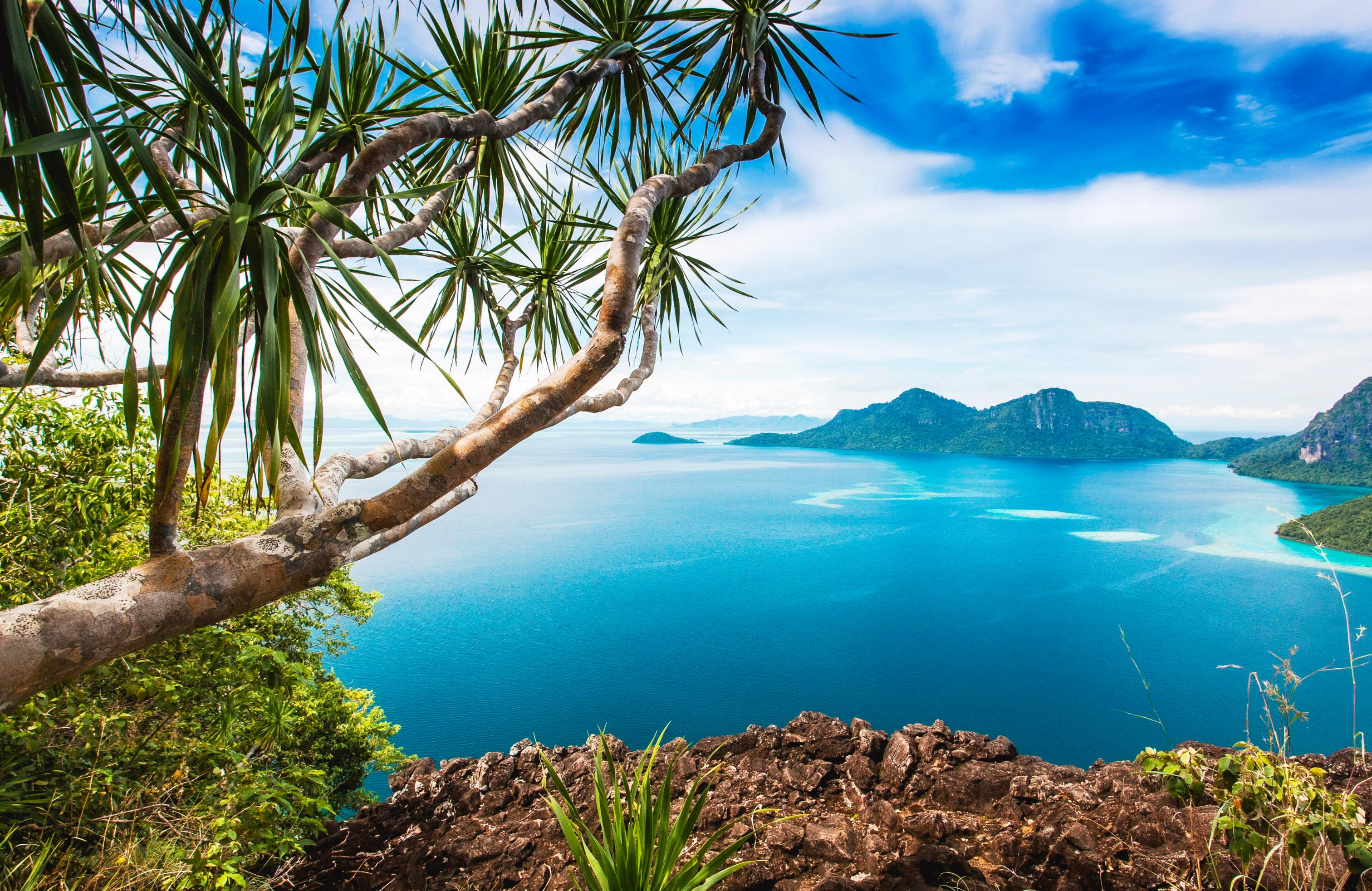 Semporna 3-Island Adventure: Bohey Dulang Hike & Snorkel/Dive Day Tour