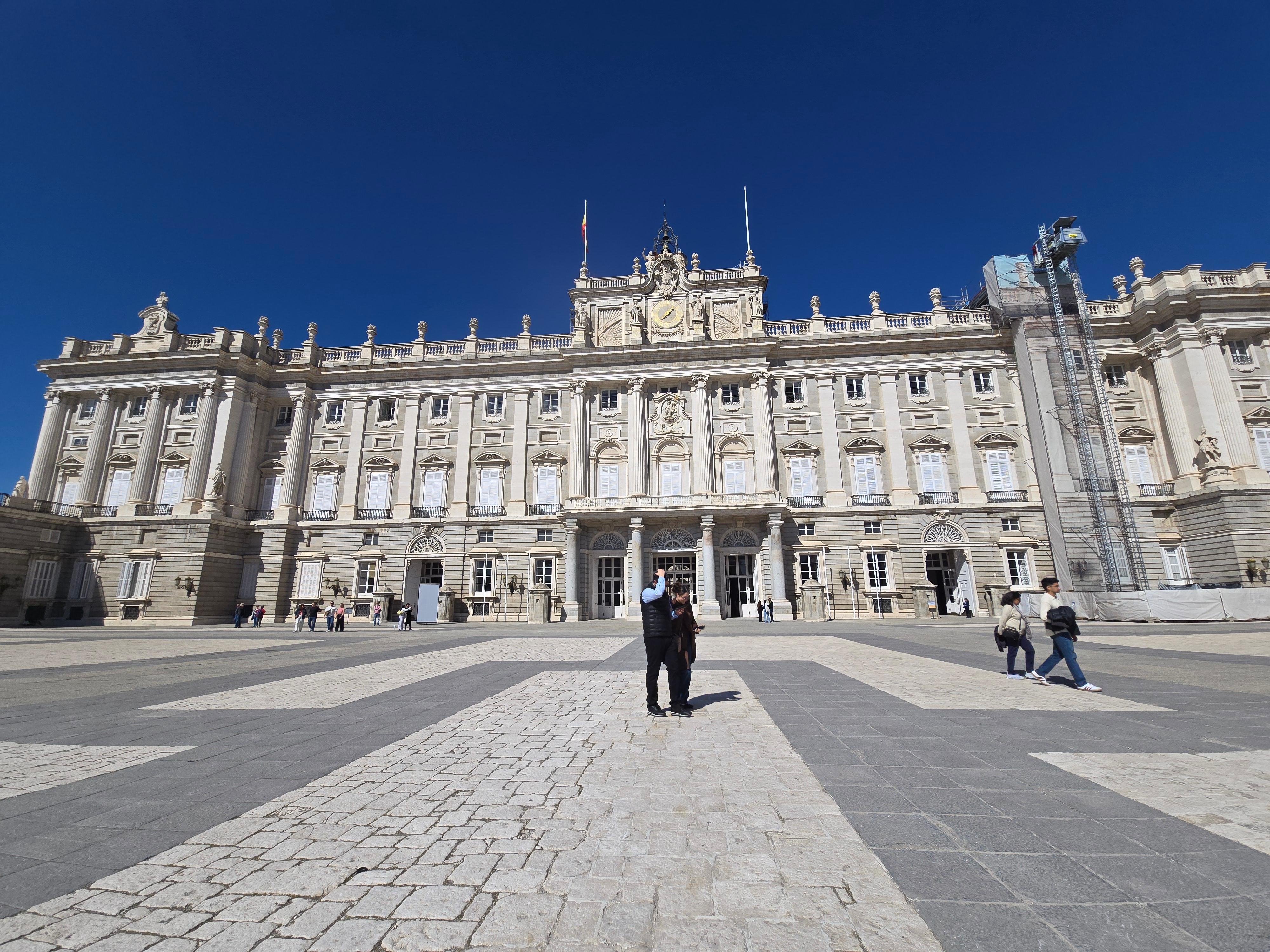 Small Group Royal Palace of Madrid Tour