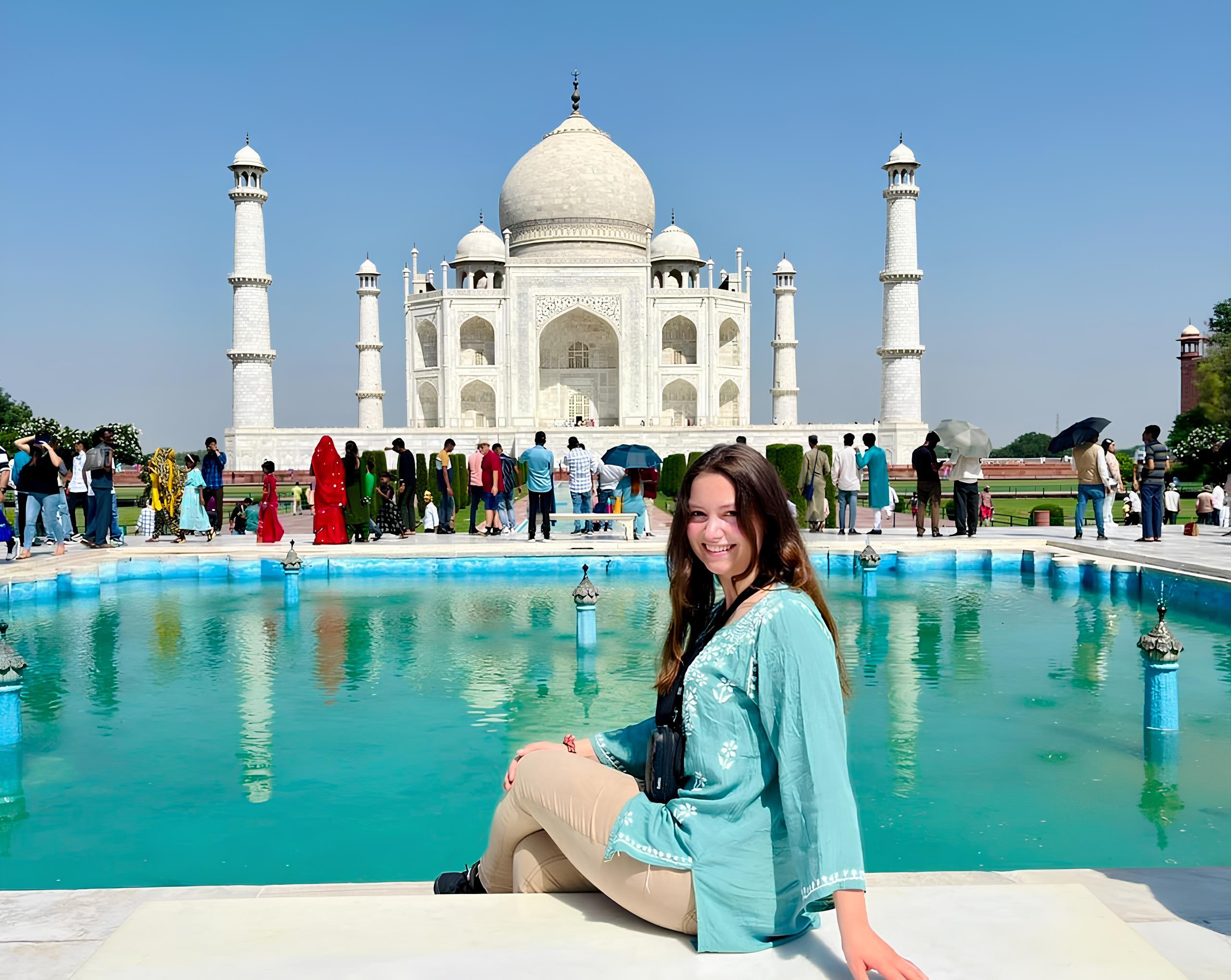 Delhi to Taj Mahal Sunrise Private Tour with Skip-the-Line Entry