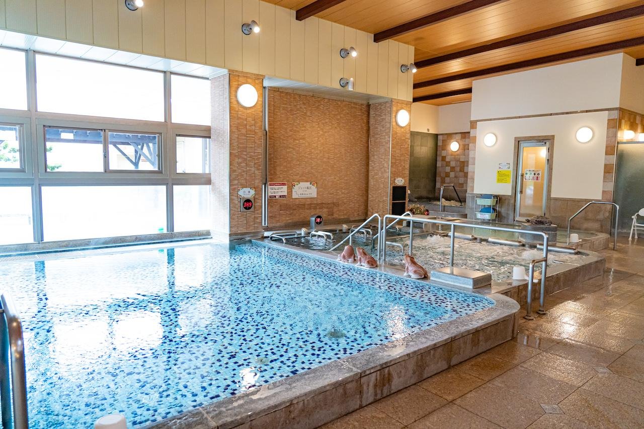 Osaka: Tennen Onsen Naniwa-no-Yu, the famous hot spring spa