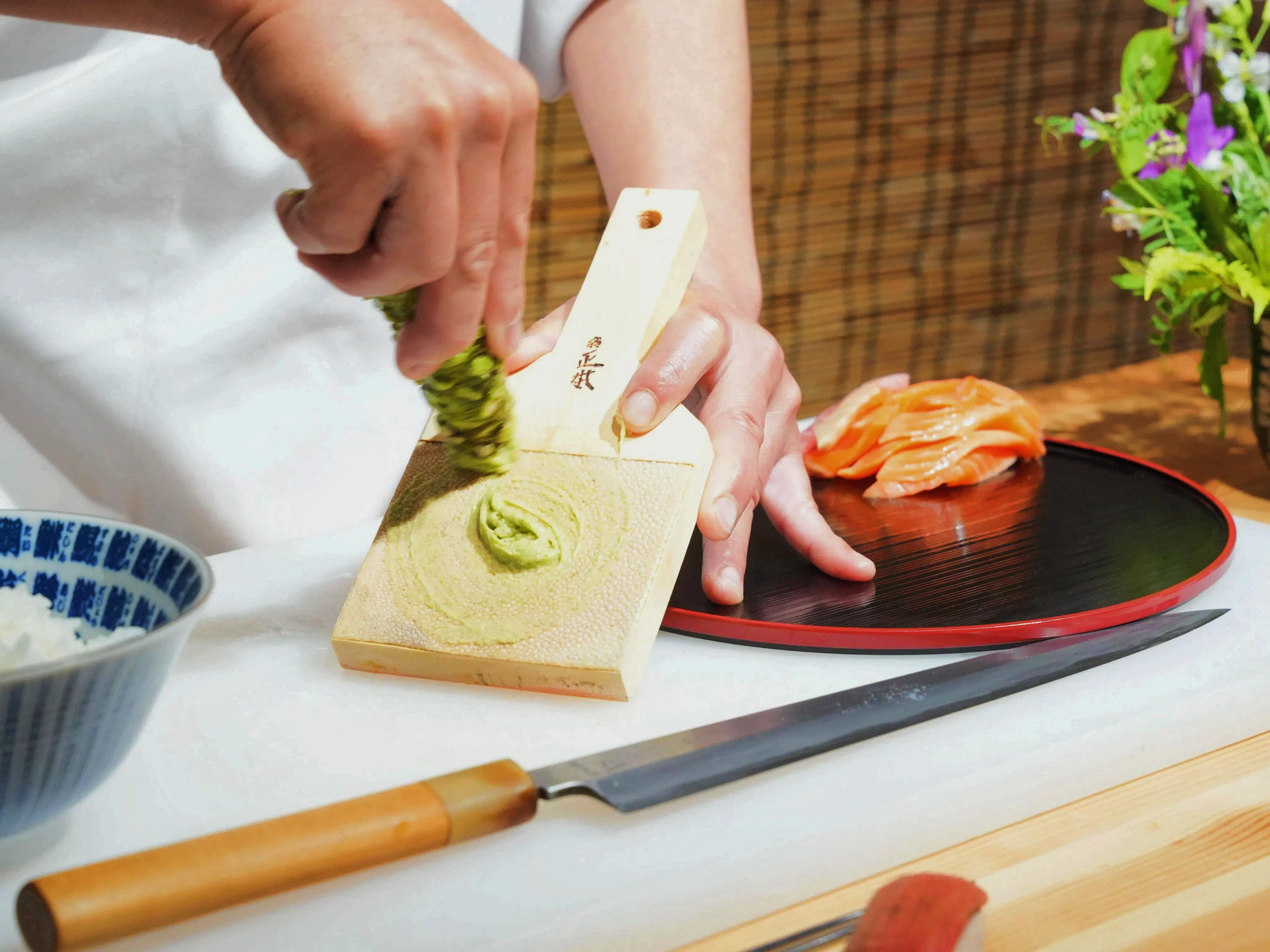 Tokyo: Tsukiji Fish Market Sushi Making Class with Pro Chef