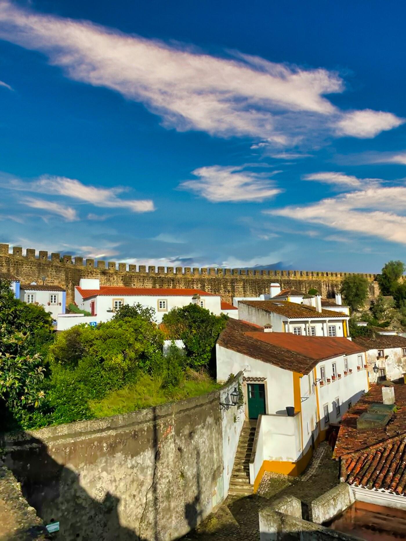 Lisbon to Porto Private Transfer with 3 Scenic Stopovers