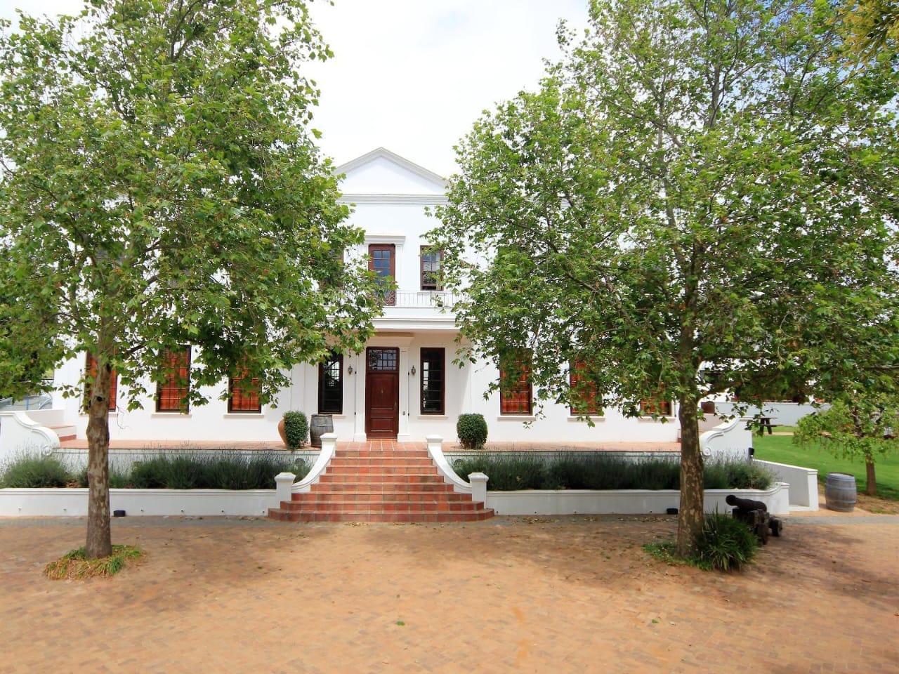 Stellenbosch Wine Estate Discovery Tour