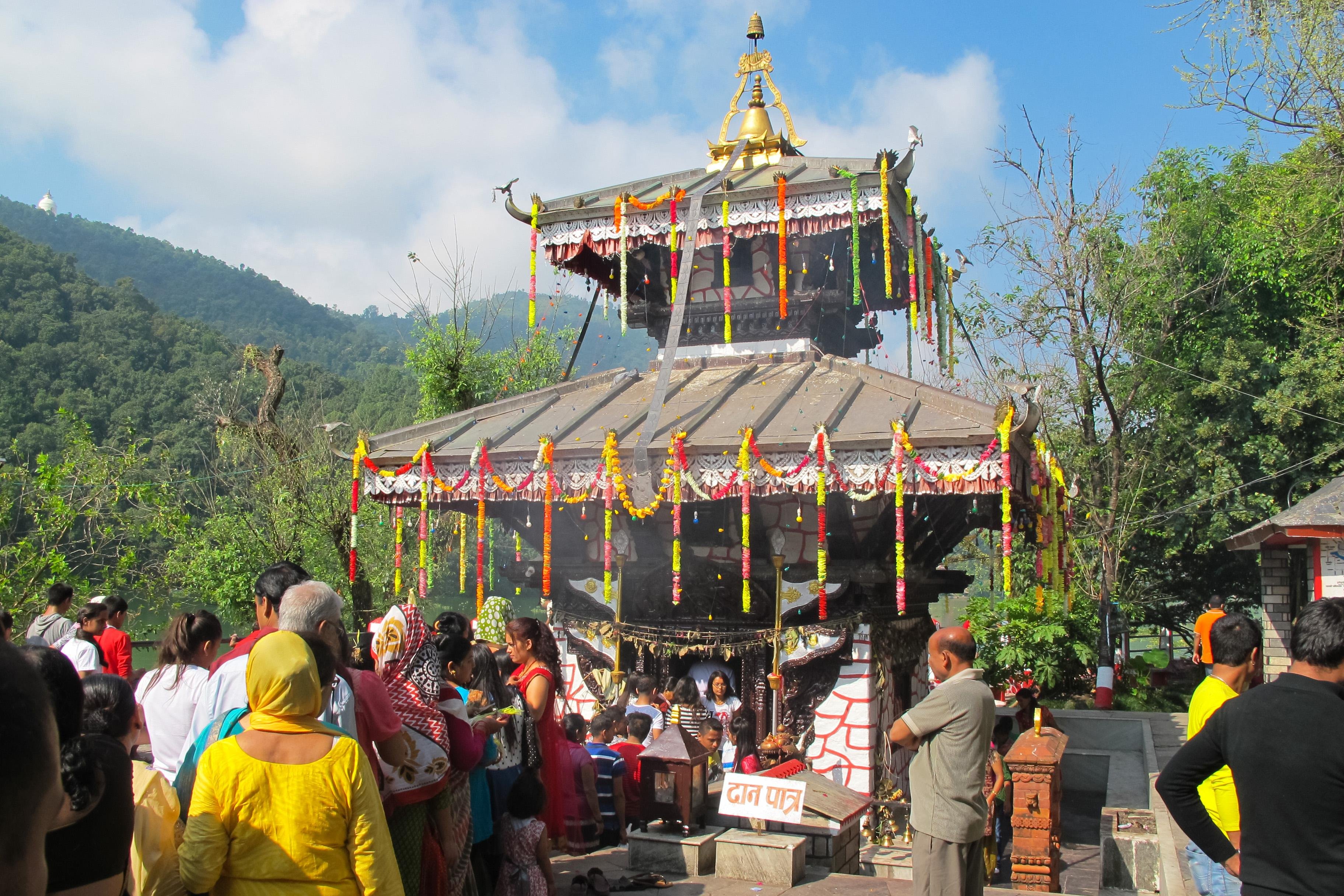 Pokhara World Peace Pagoda & Shiva Statue Trek