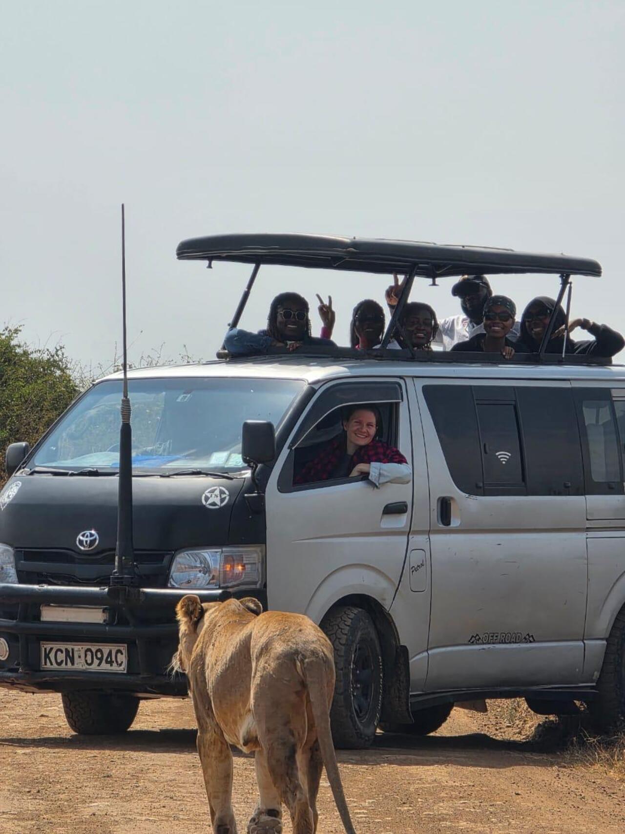 Nairobi National Park 5-Hour 4x4 Wildlife Safari