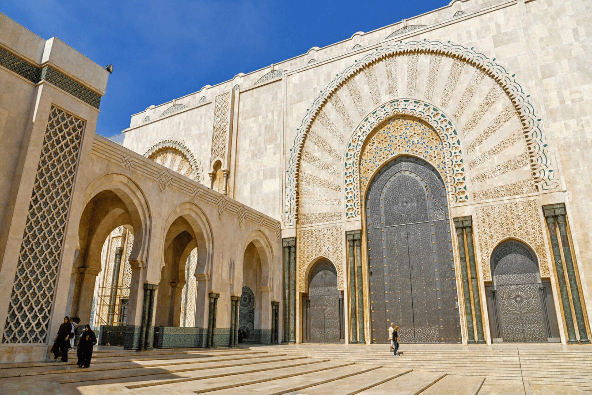 Casablanca Highlights: Private City Tour with Hassan II Mosque Access