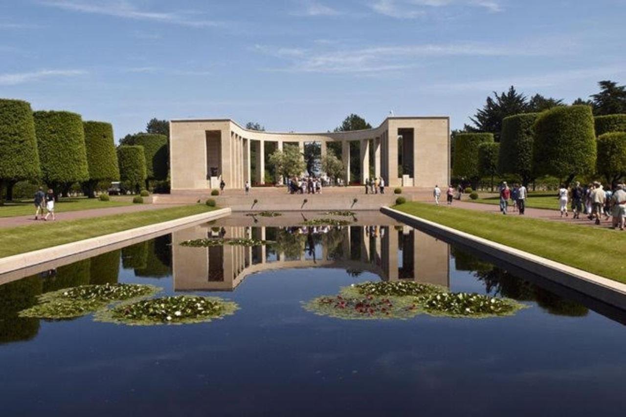 Normandy D-Day Beaches Full-Day Tour from Bayeux