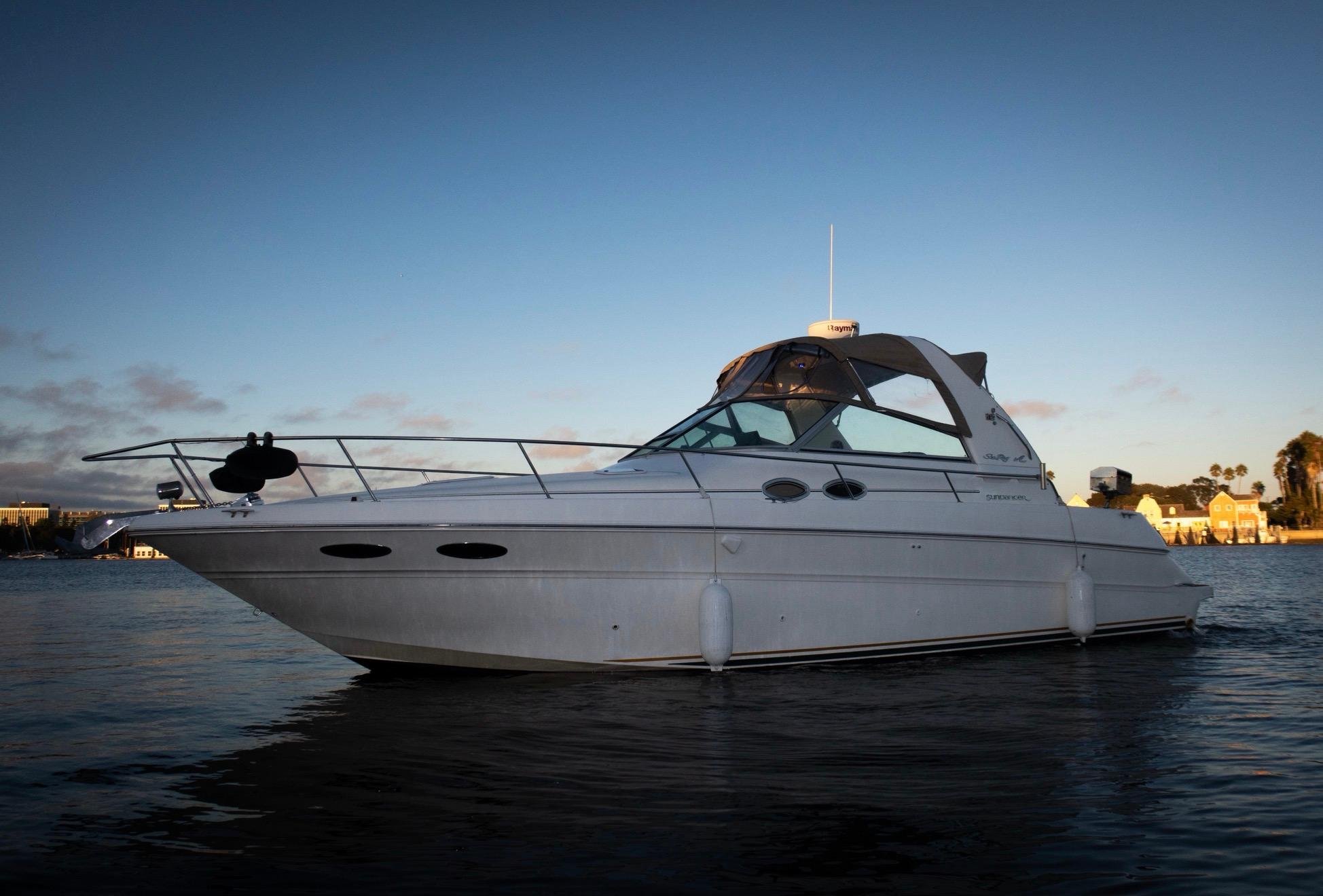 Private Luxury Yacht Charter with Captain in Marina Del Rey