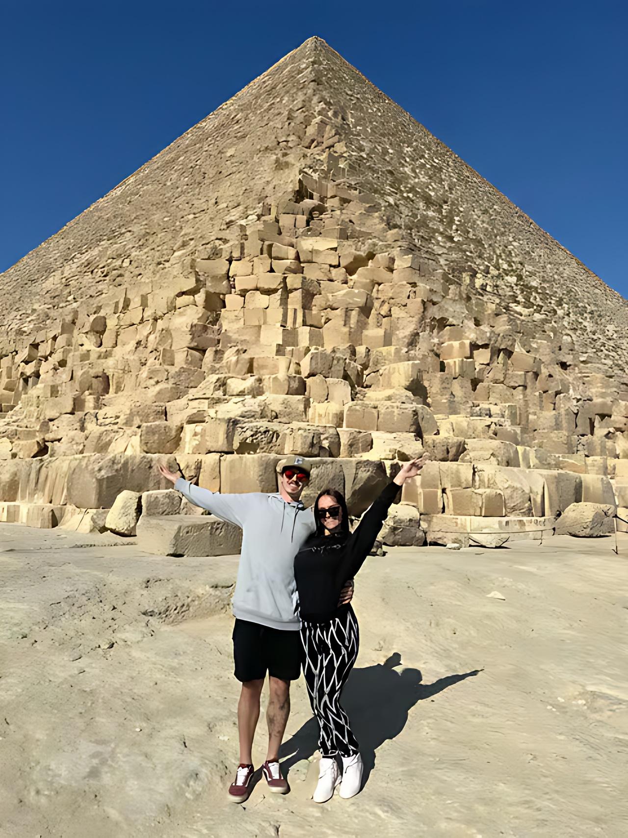 Cairo Pyramids & Museum Day Trip from Hurghada