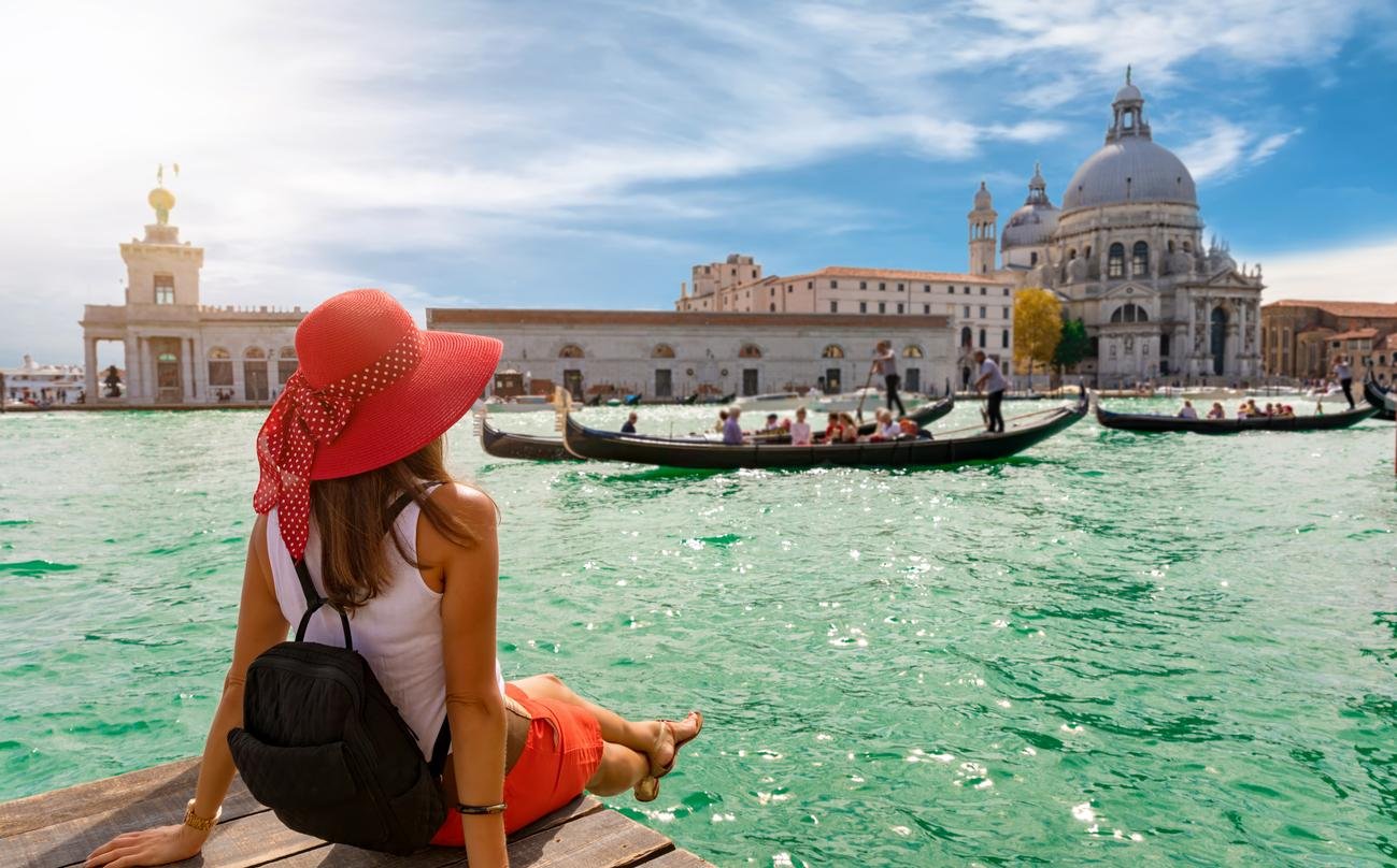 Milan to Venice Full-Day Tour with Boat Transfer